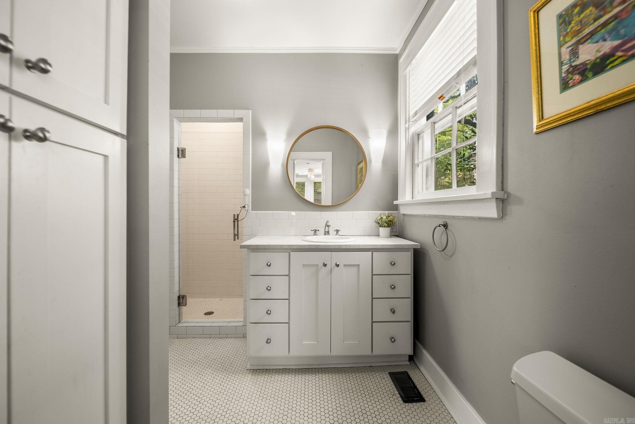 CRYSTAL COURT - Residential