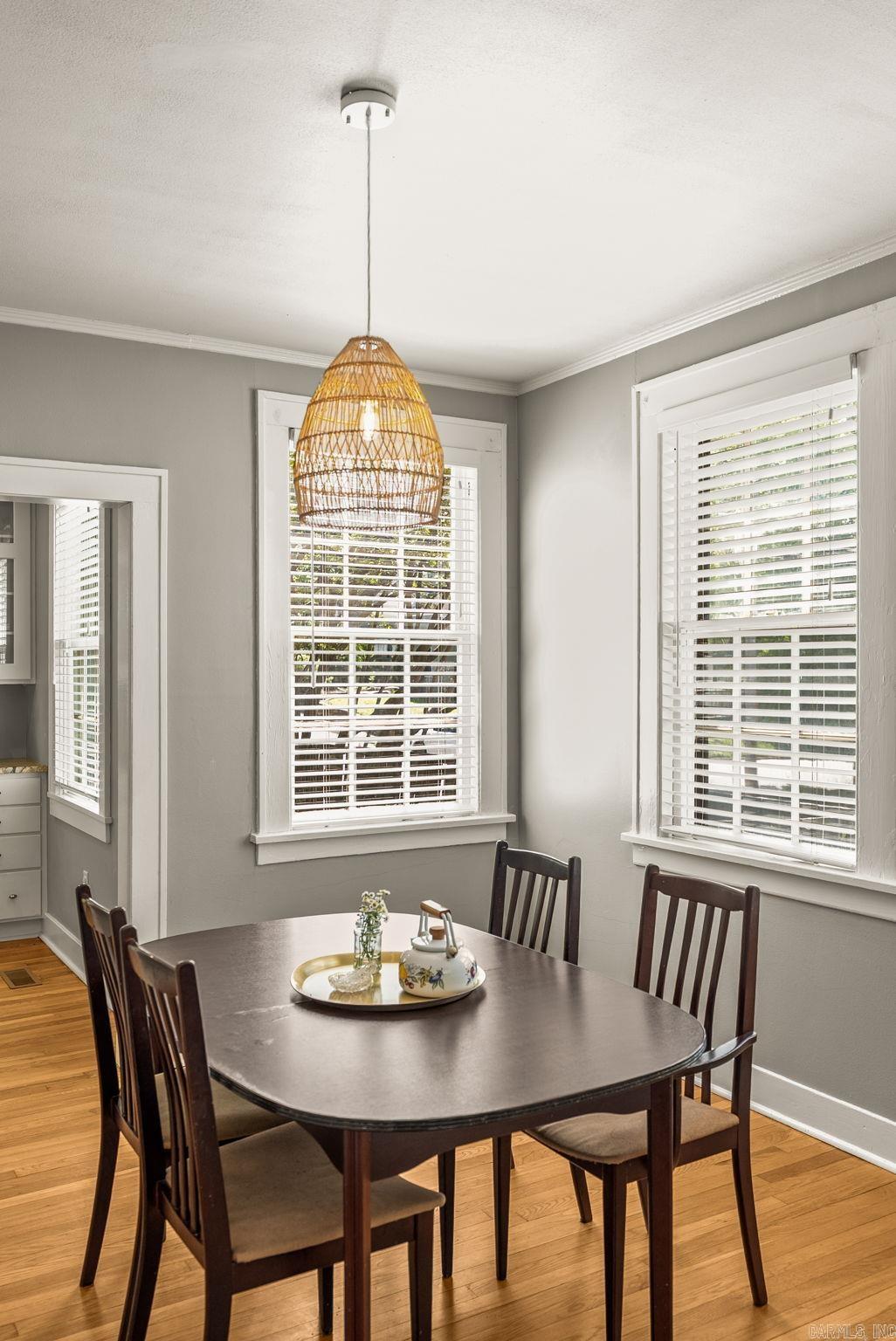 CRYSTAL COURT - Residential