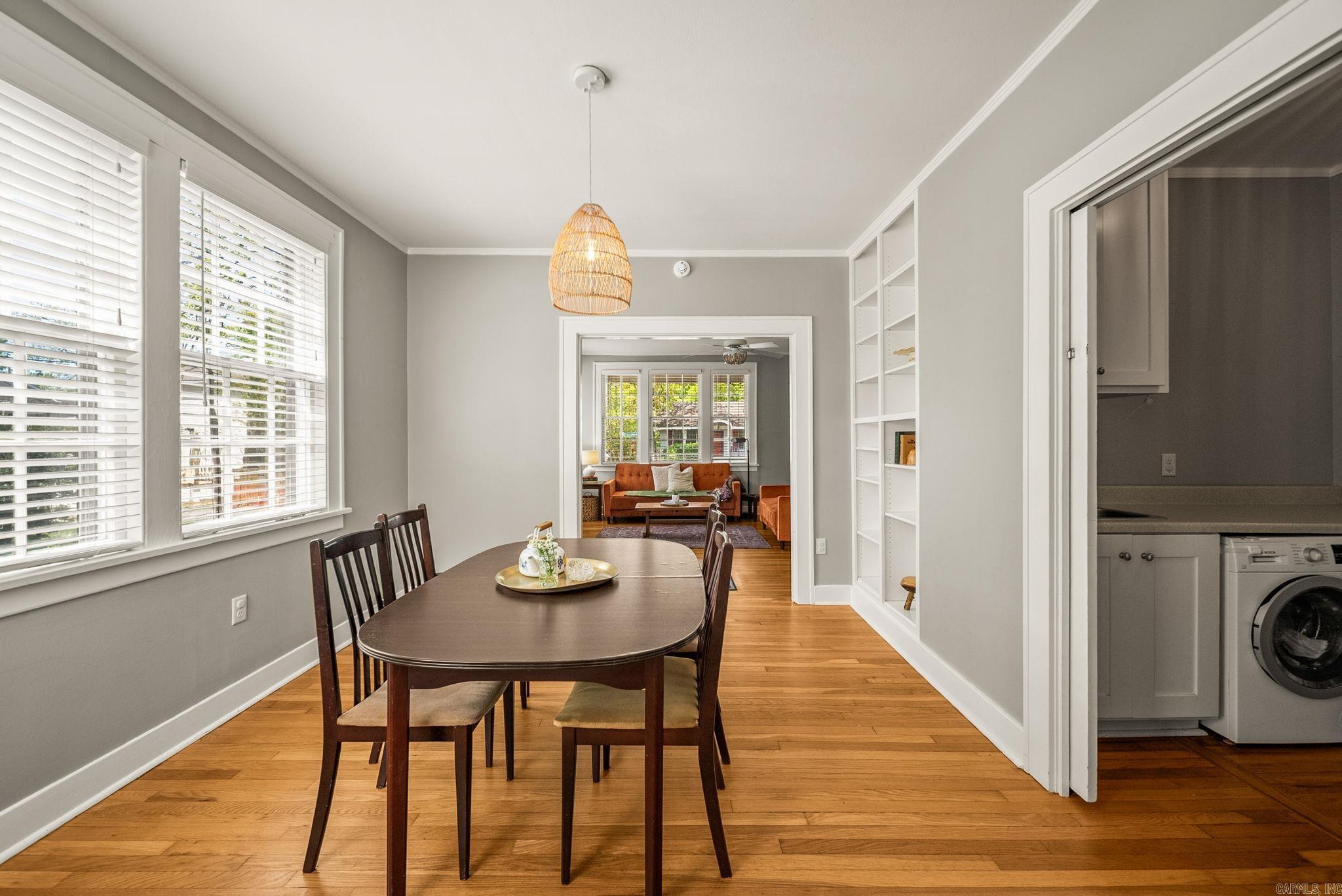 CRYSTAL COURT - Residential