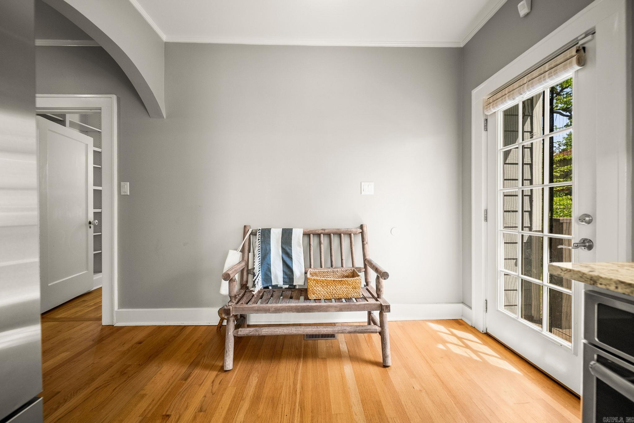 CRYSTAL COURT - Residential