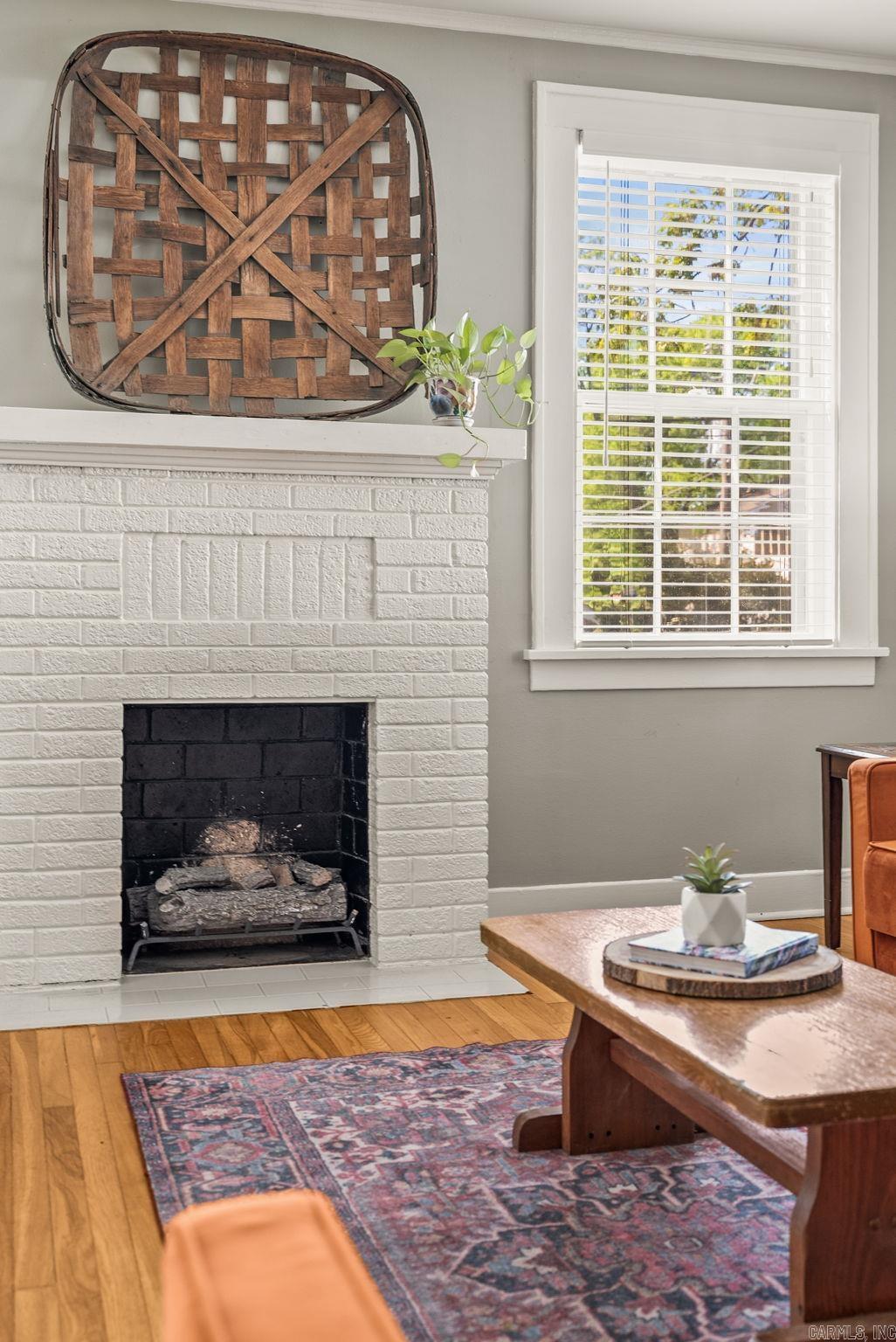 CRYSTAL COURT - Residential