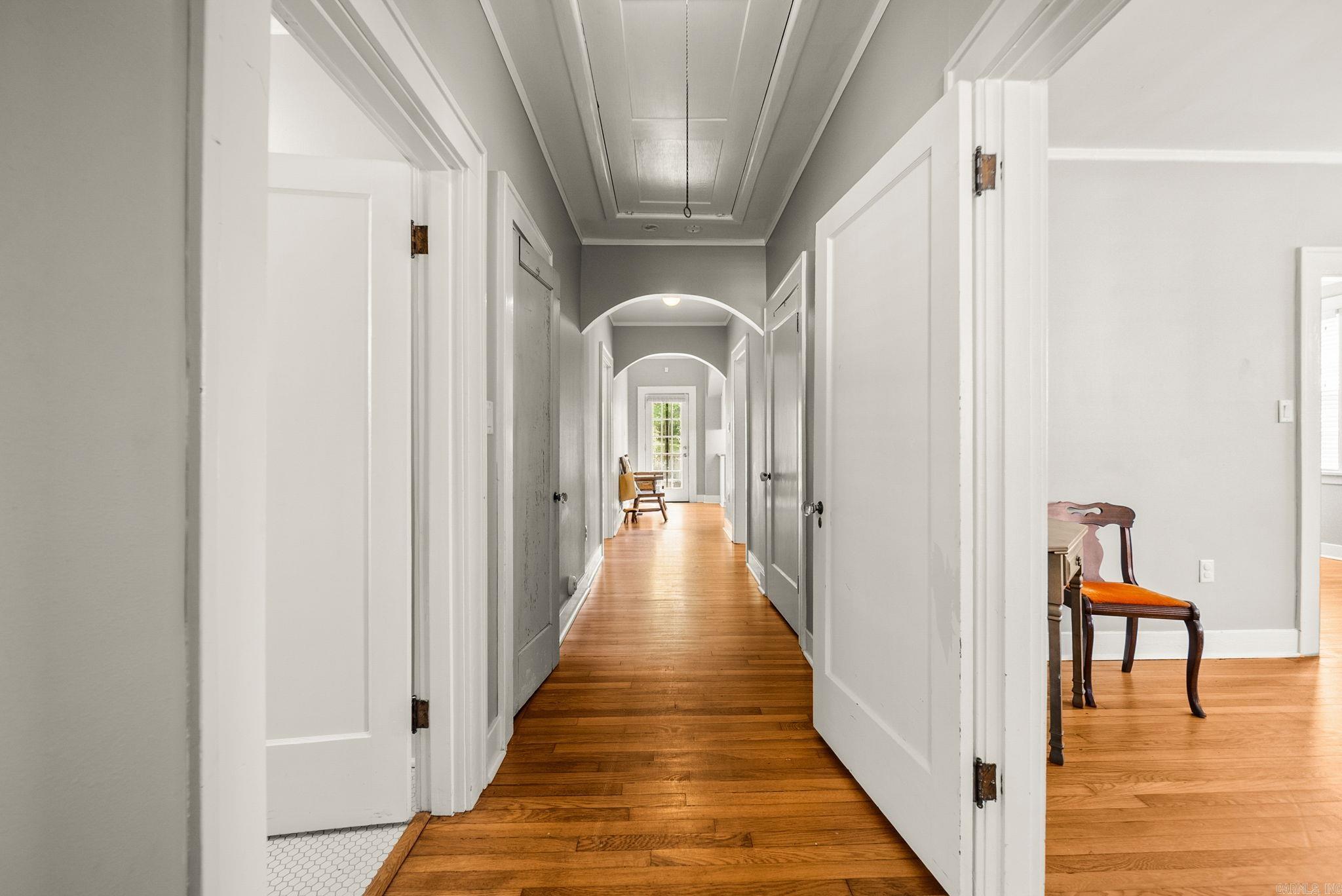 CRYSTAL COURT - Residential