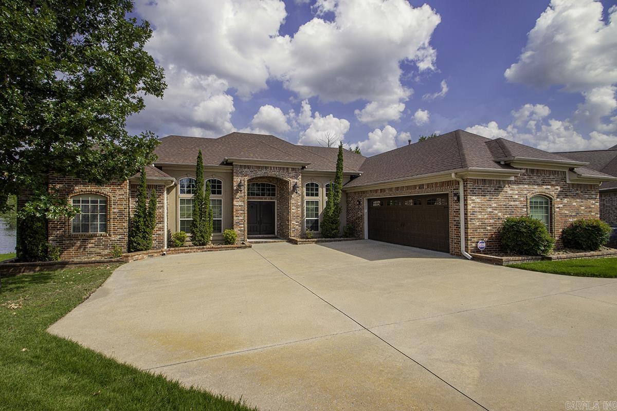 FORREST LAKES ADDN - Residential