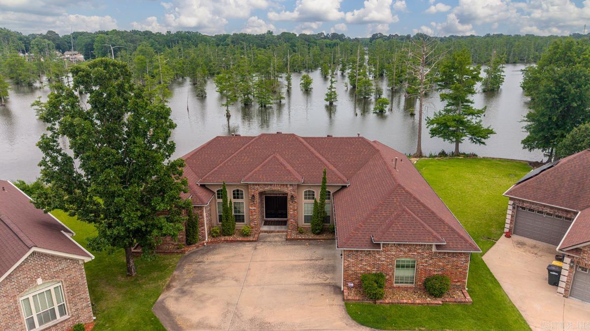 FORREST LAKES ADDN - Residential