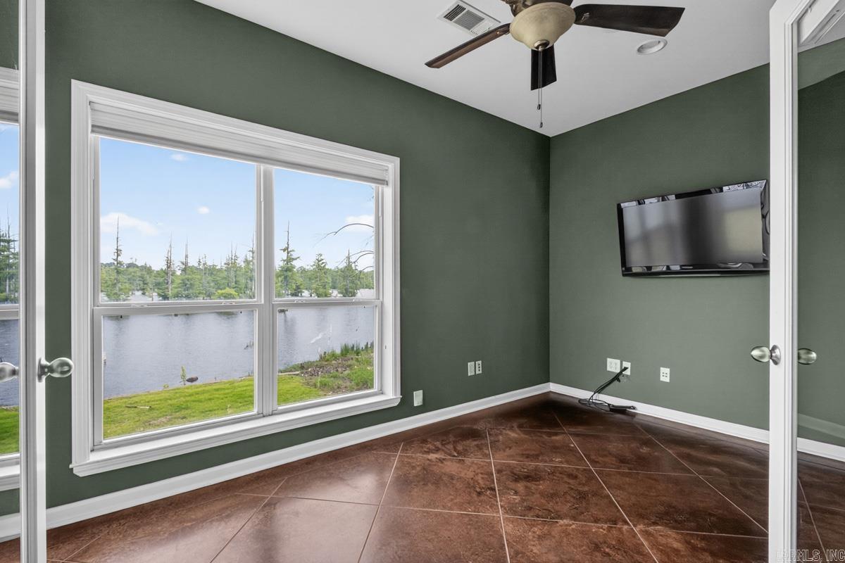 FORREST LAKES ADDN - Residential