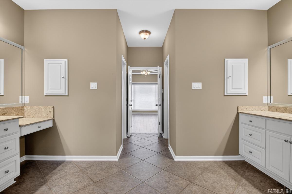 FORREST LAKES ADDN - Residential