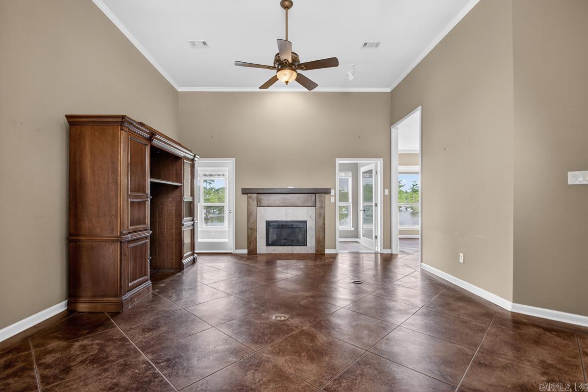 FORREST LAKES ADDN - Residential