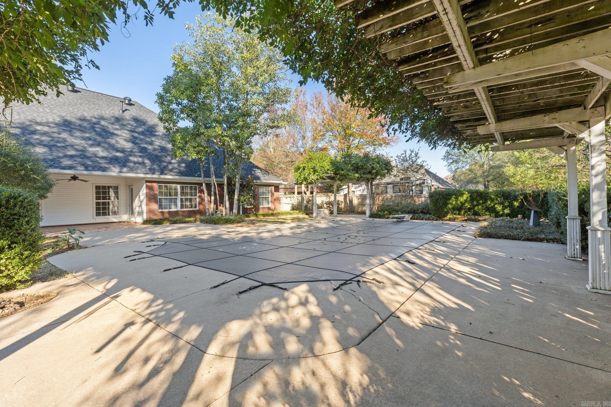 WESTPOINTE - Residential