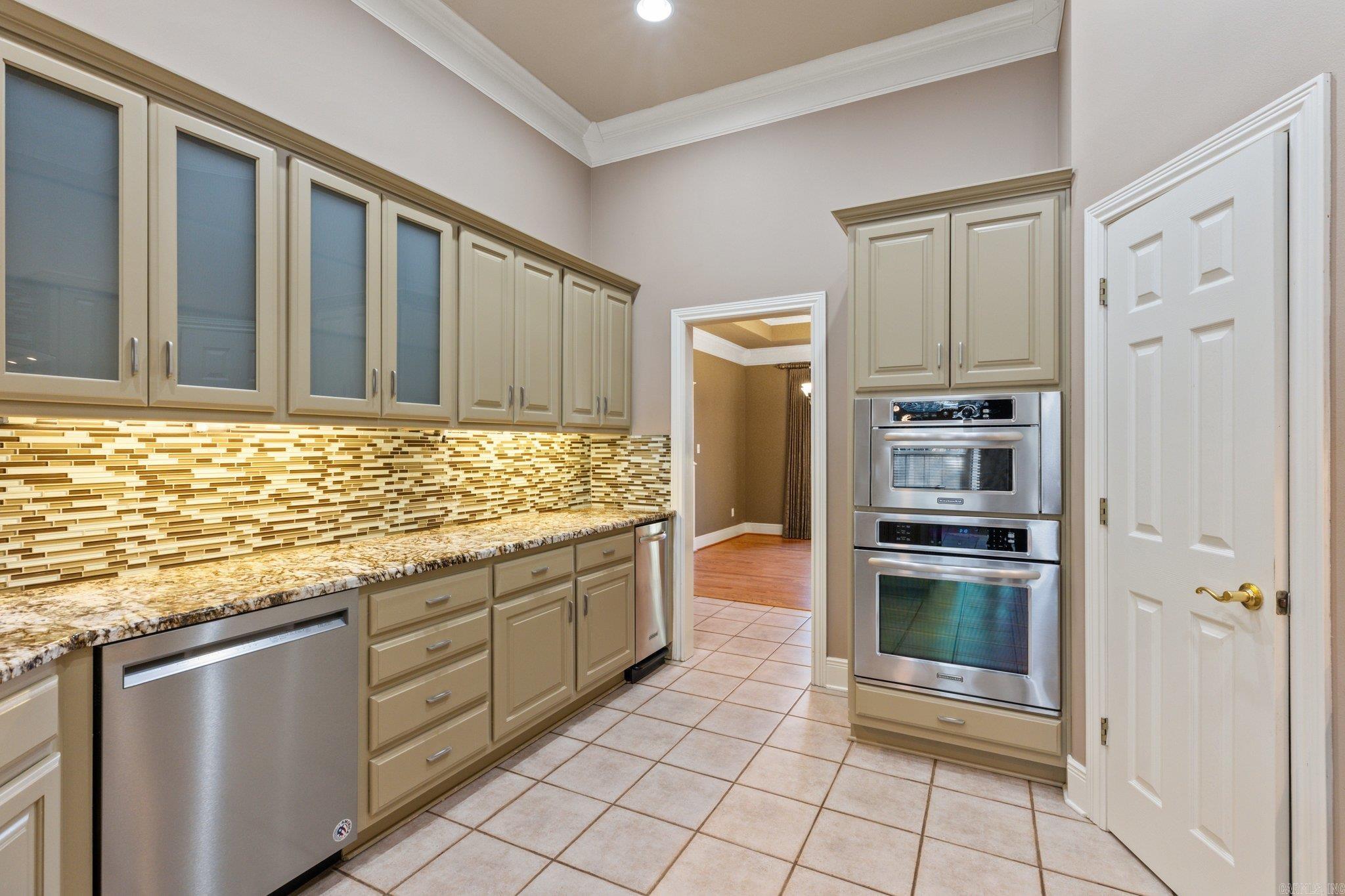 WESTPOINTE - Residential