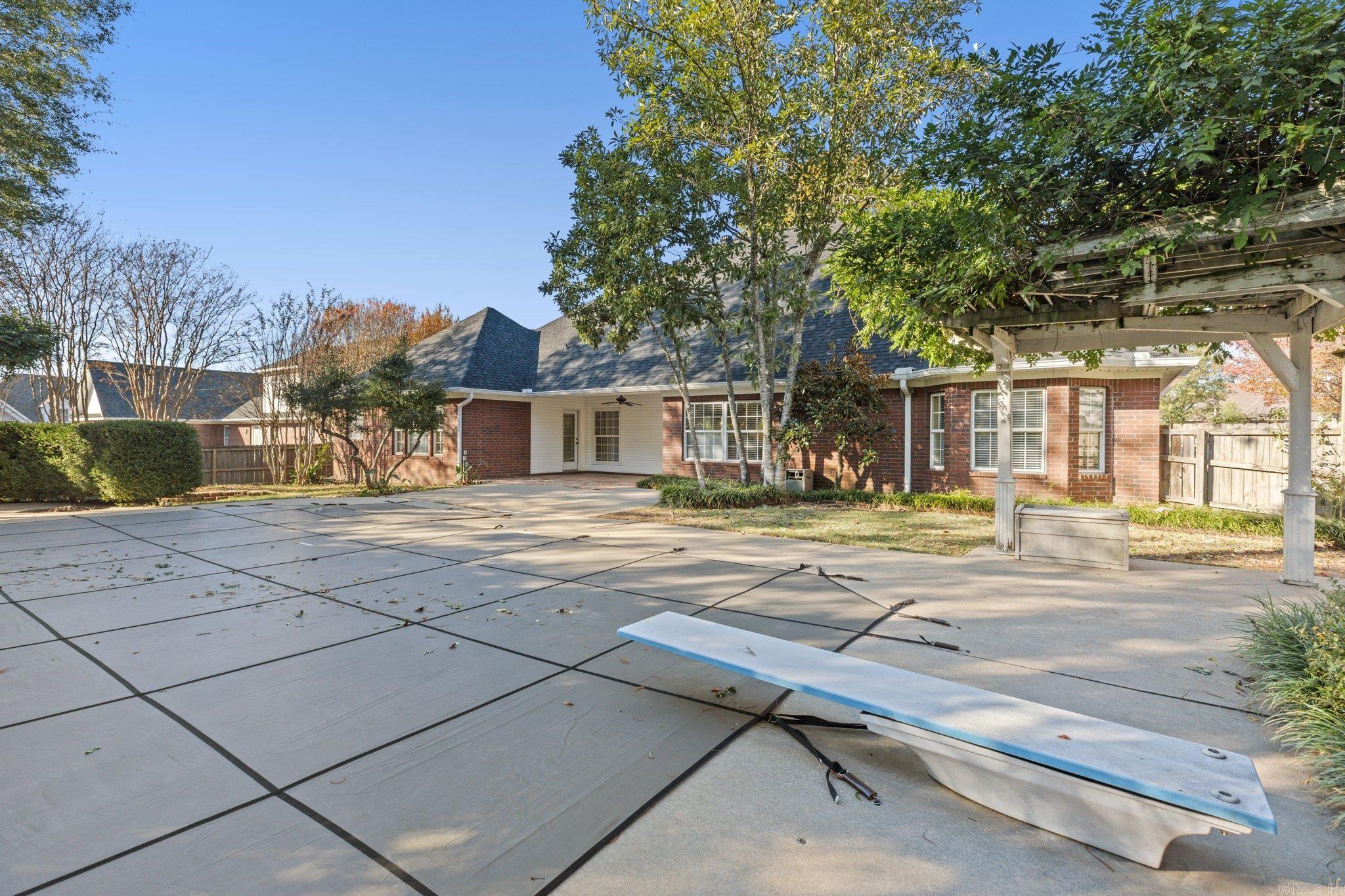 WESTPOINTE - Residential