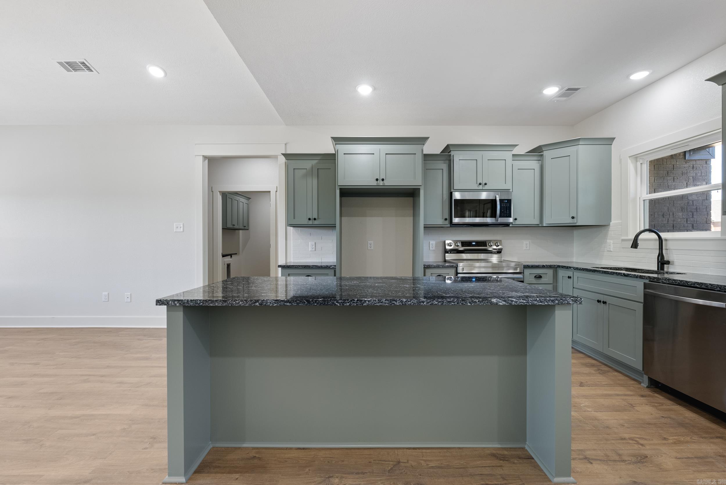 SUMMERLYN SUBDIVISION - Residential