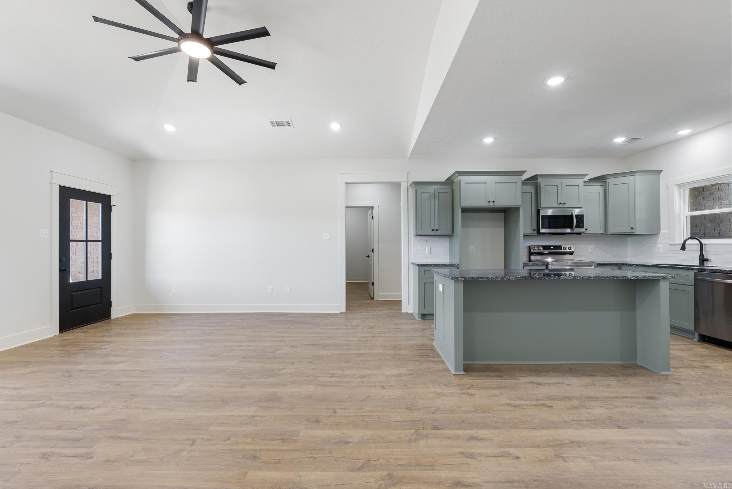 SUMMERLYN SUBDIVISION - Residential