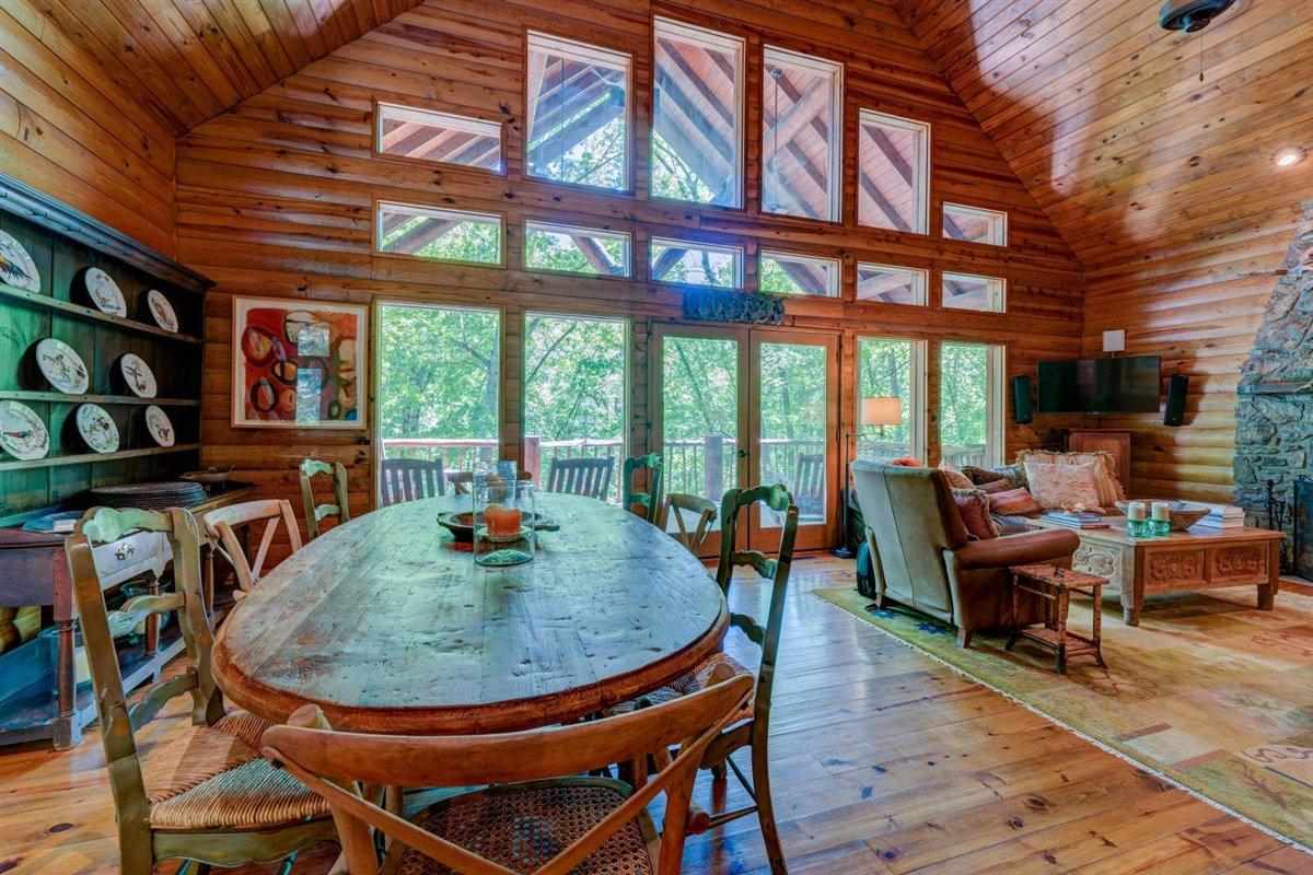 TROUT HAVEN - Residential