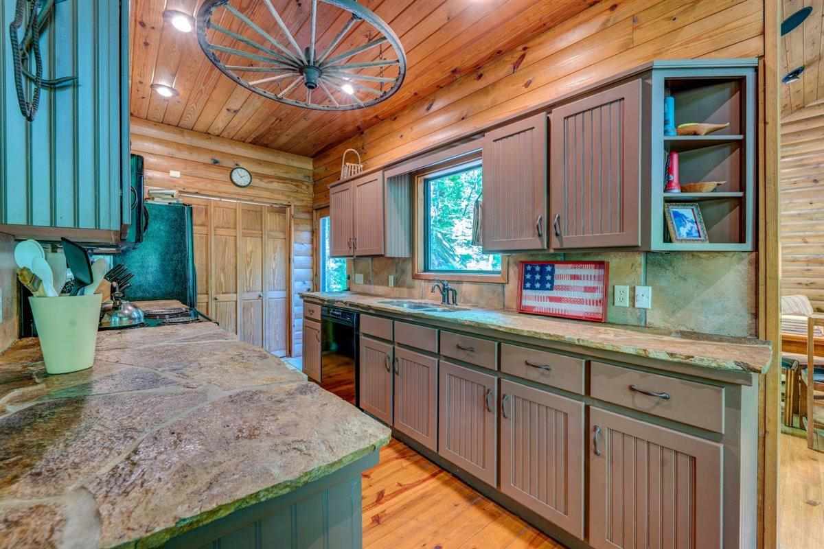 TROUT HAVEN - Residential