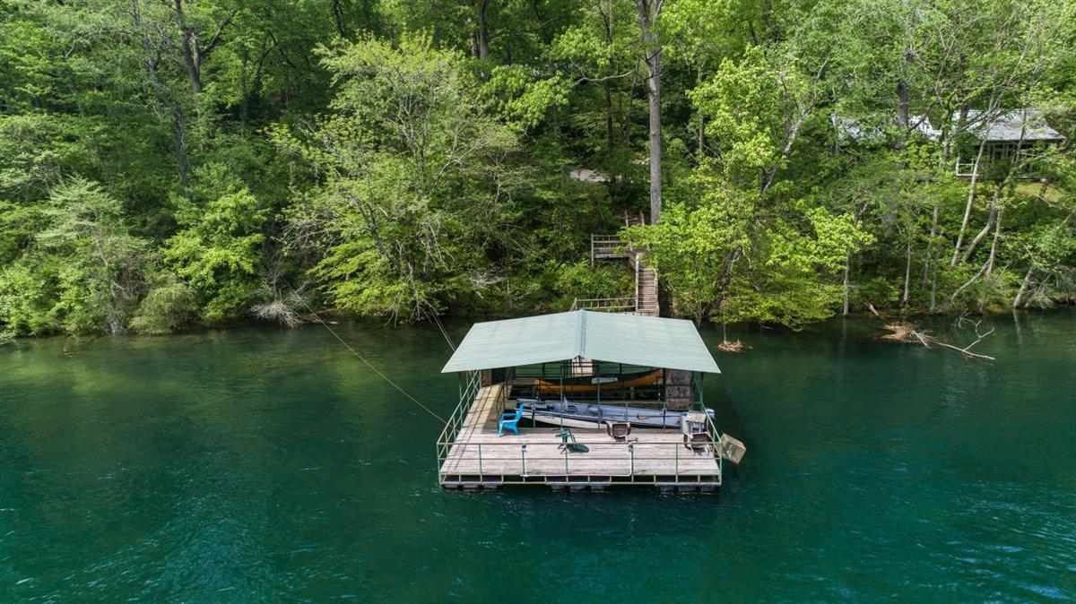 TROUT HAVEN - Residential