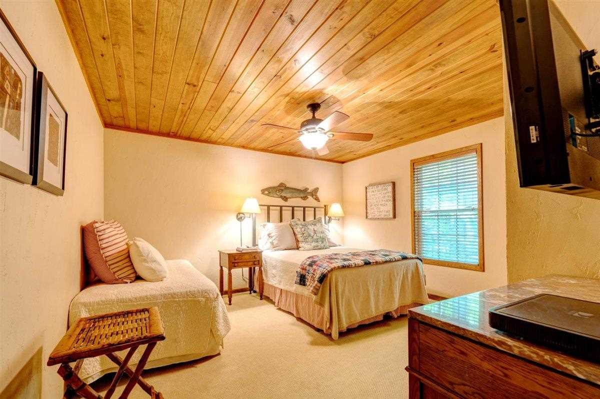 TROUT HAVEN - Residential