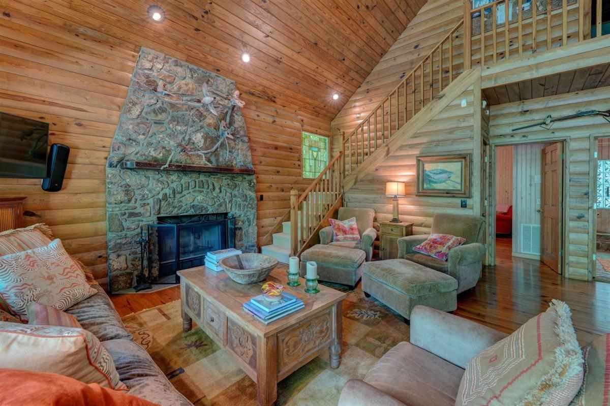 TROUT HAVEN - Residential