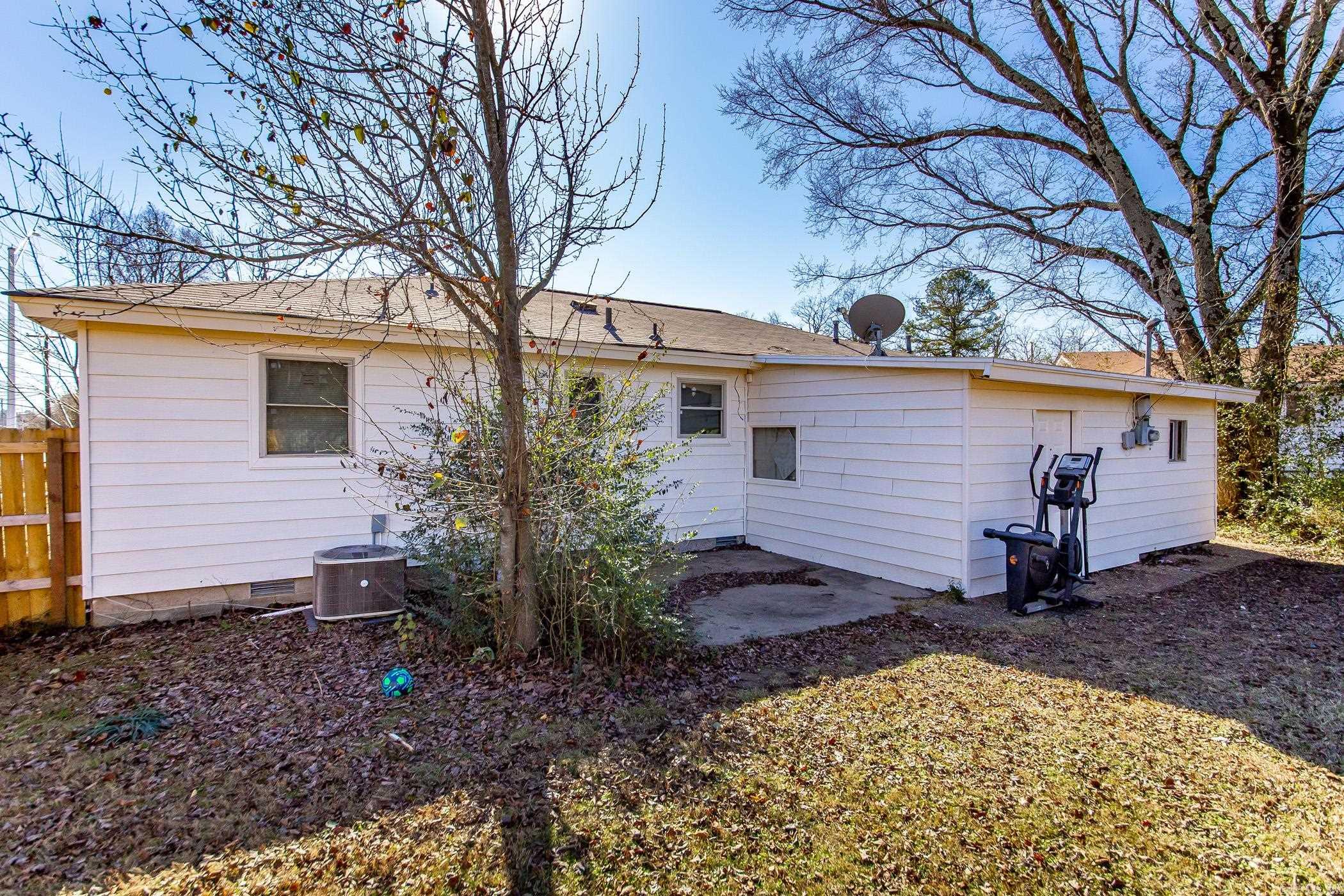 GLENOAKS - Residential