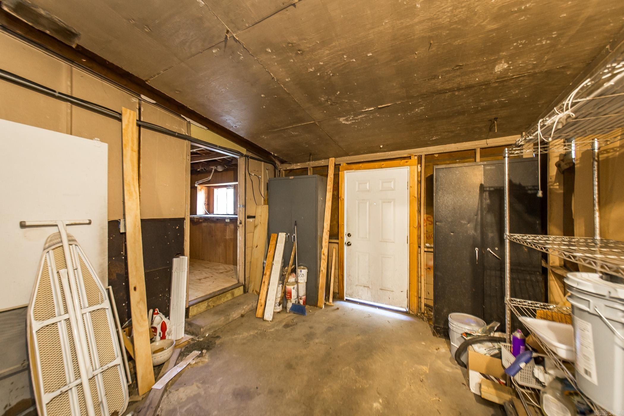 GLENOAKS - Residential