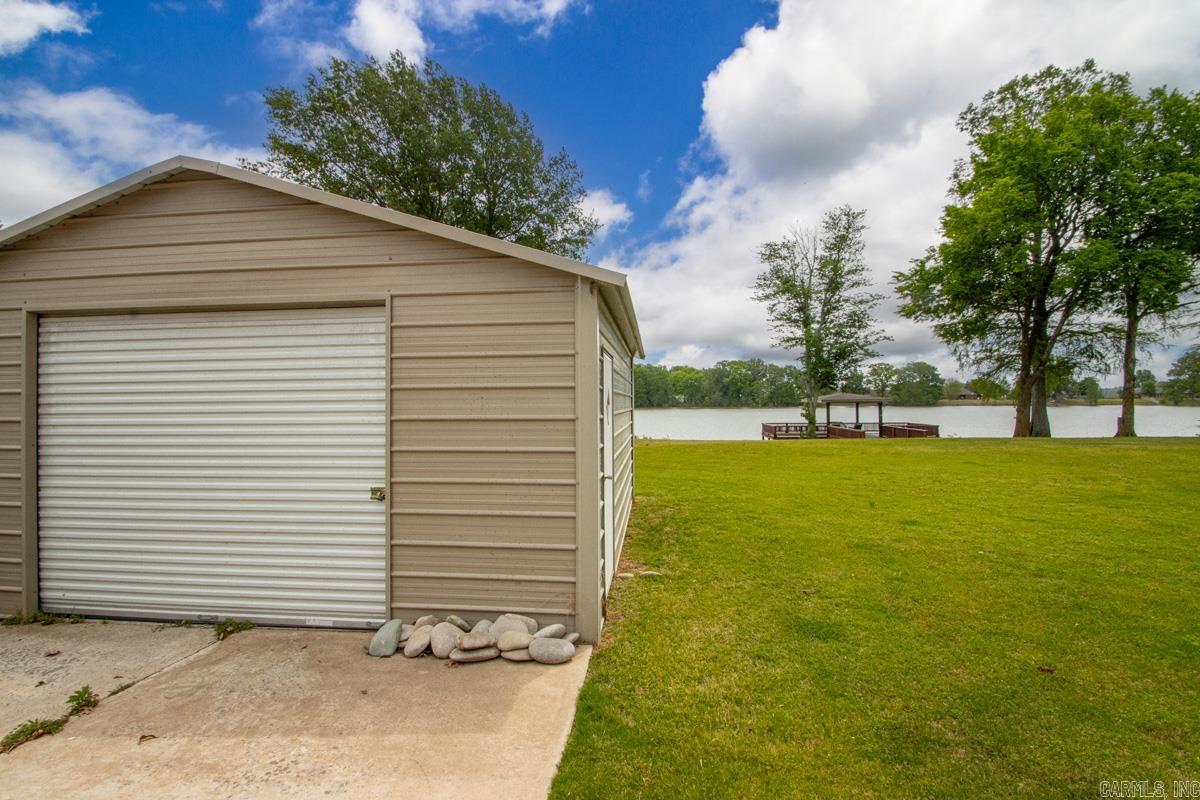 MOUND LAKE ADDITION - Residential