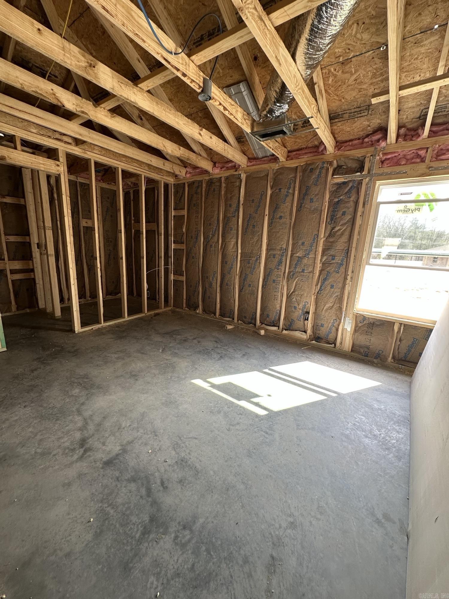 DEERFIELD ESTATES - Residential