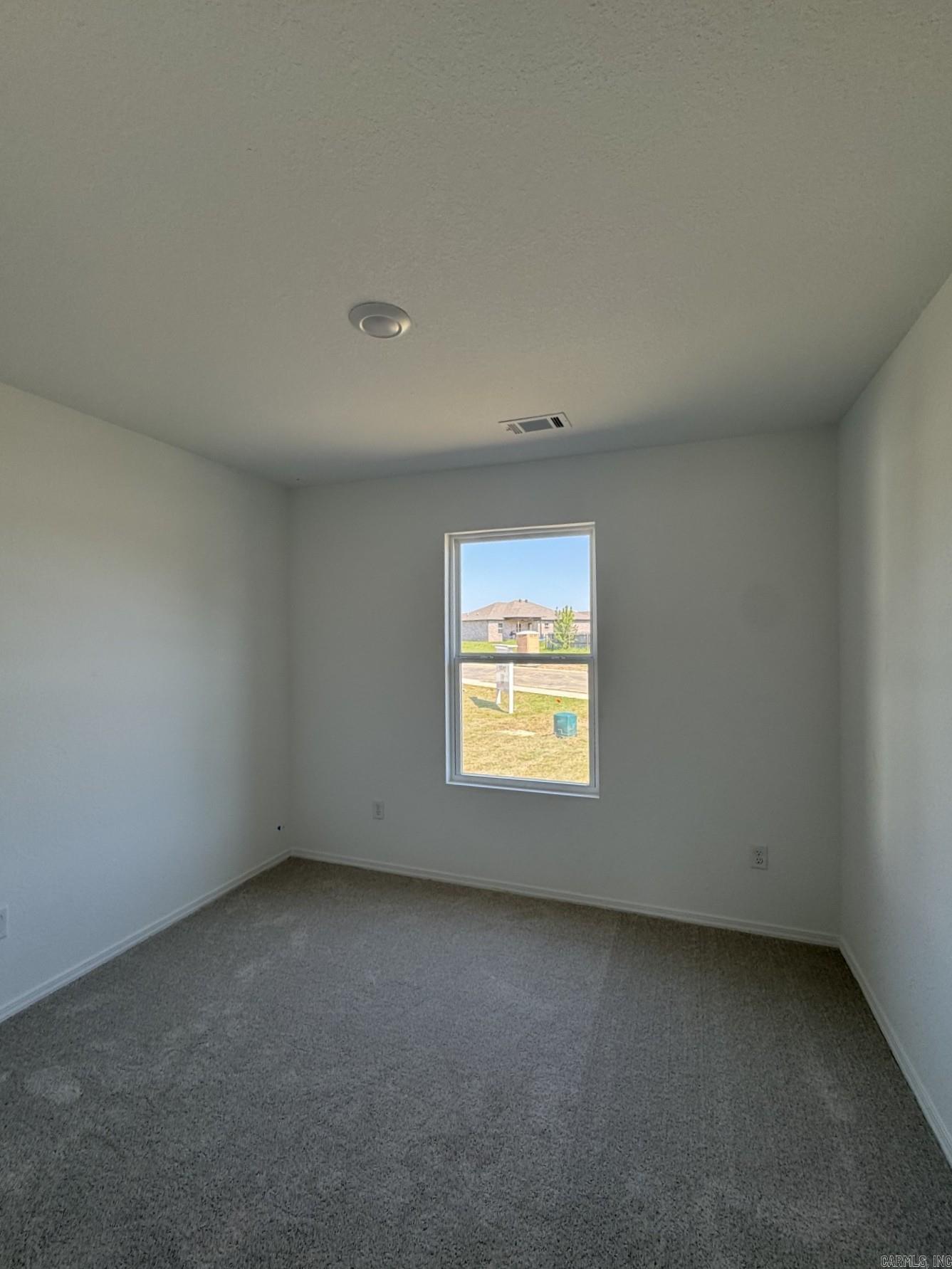 DEERFIELD ESTATES - Residential