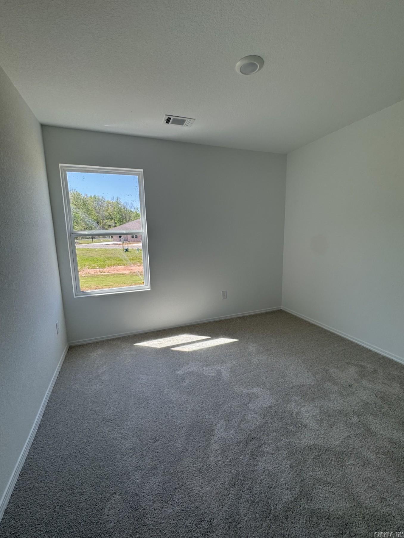 DEERFIELD ESTATES - Residential