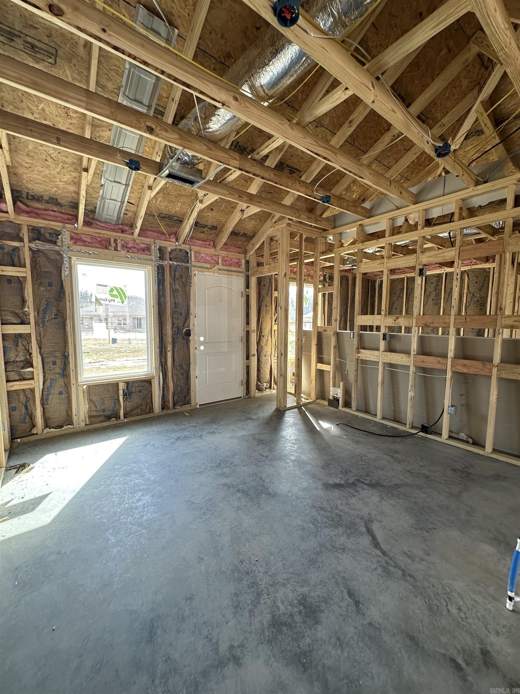 DEERFIELD ESTATES - Residential