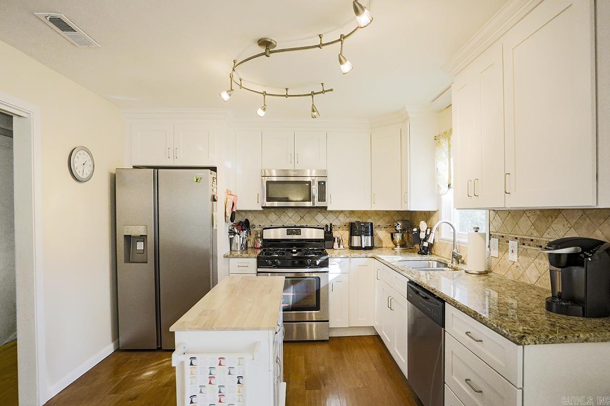 TREASURE HILL - Residential