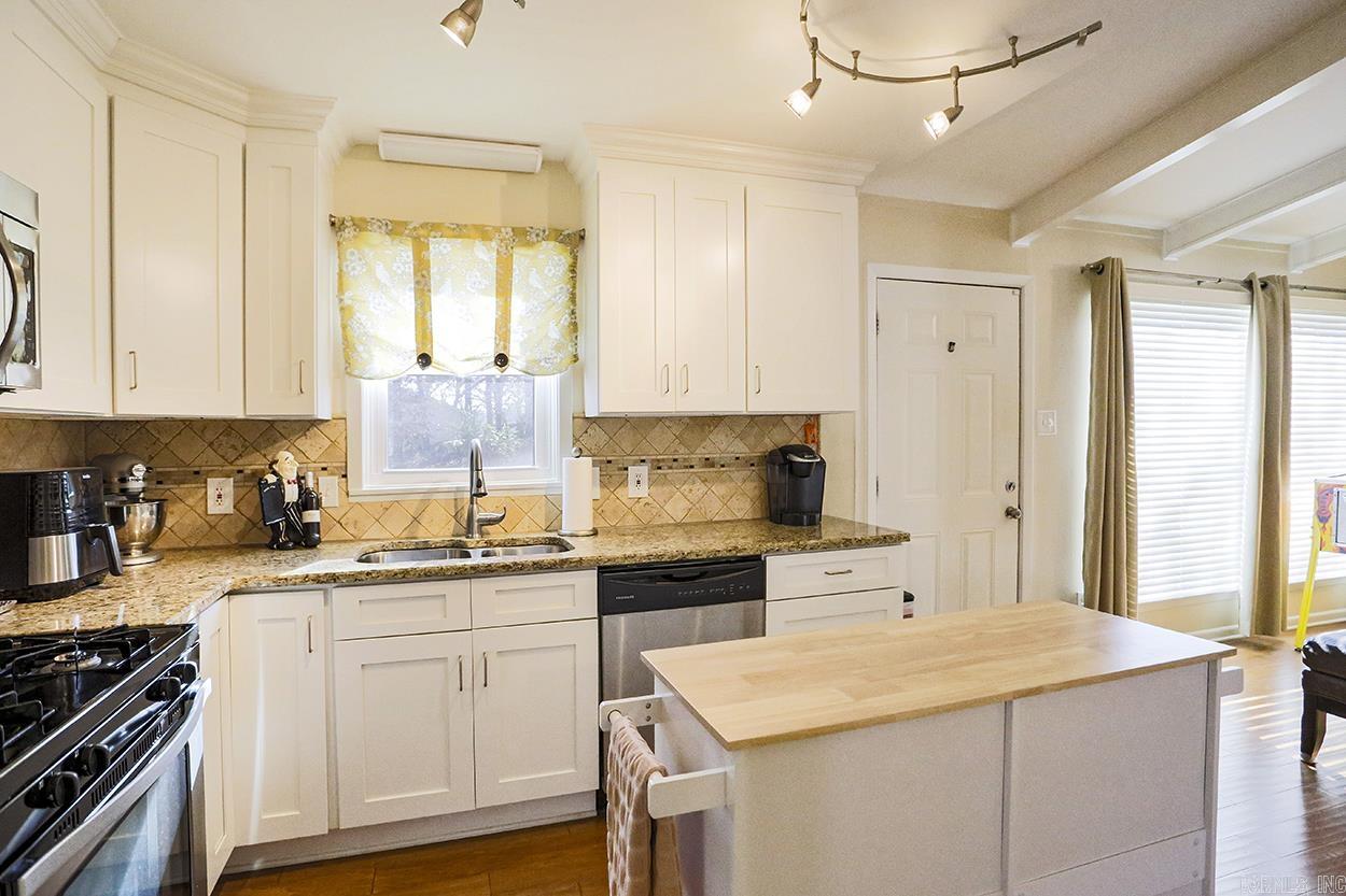 TREASURE HILL - Residential