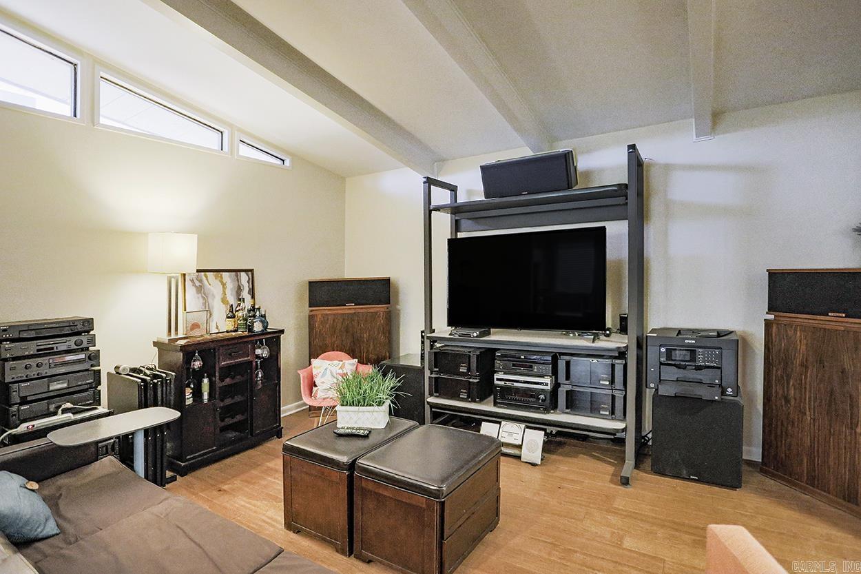 TREASURE HILL - Residential