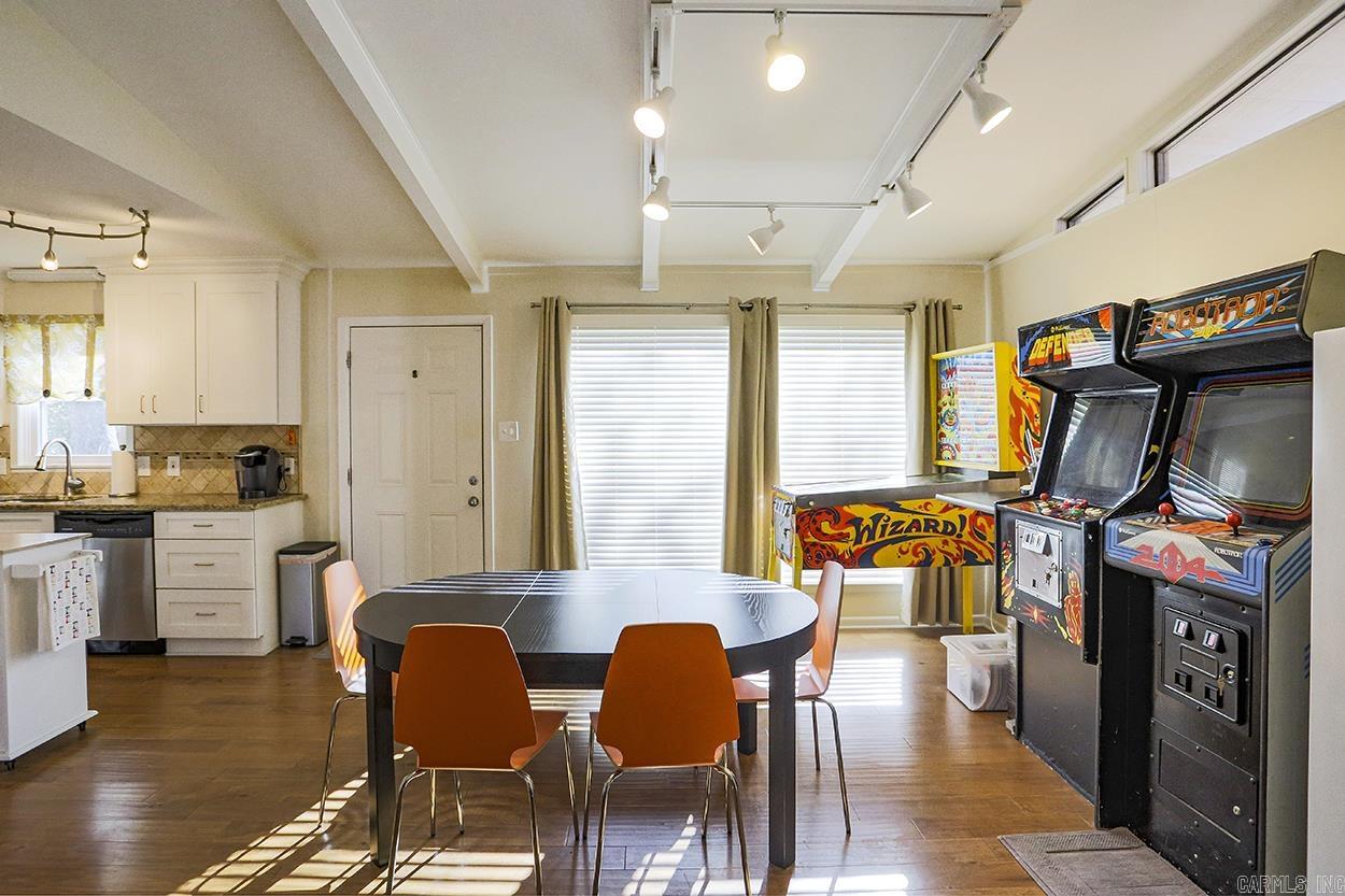 TREASURE HILL - Residential