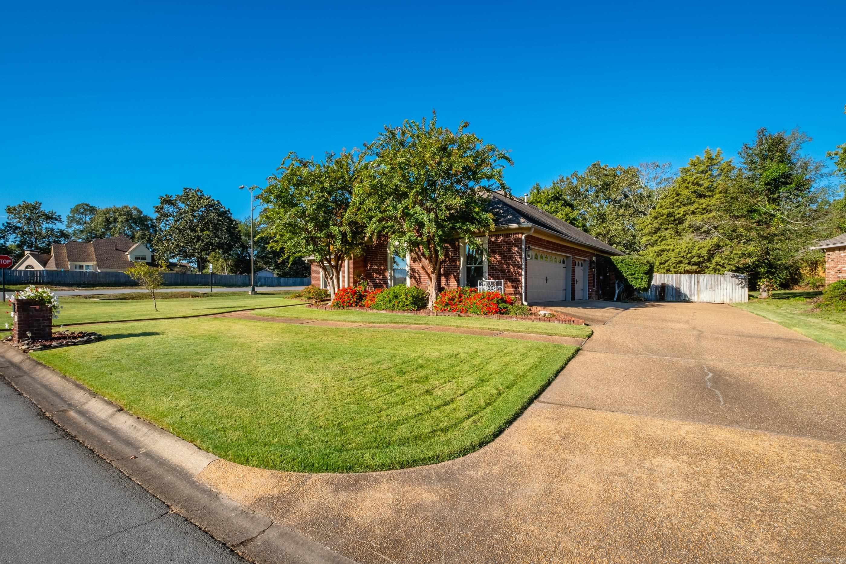 SOUTH SHORE ADDN - Residential