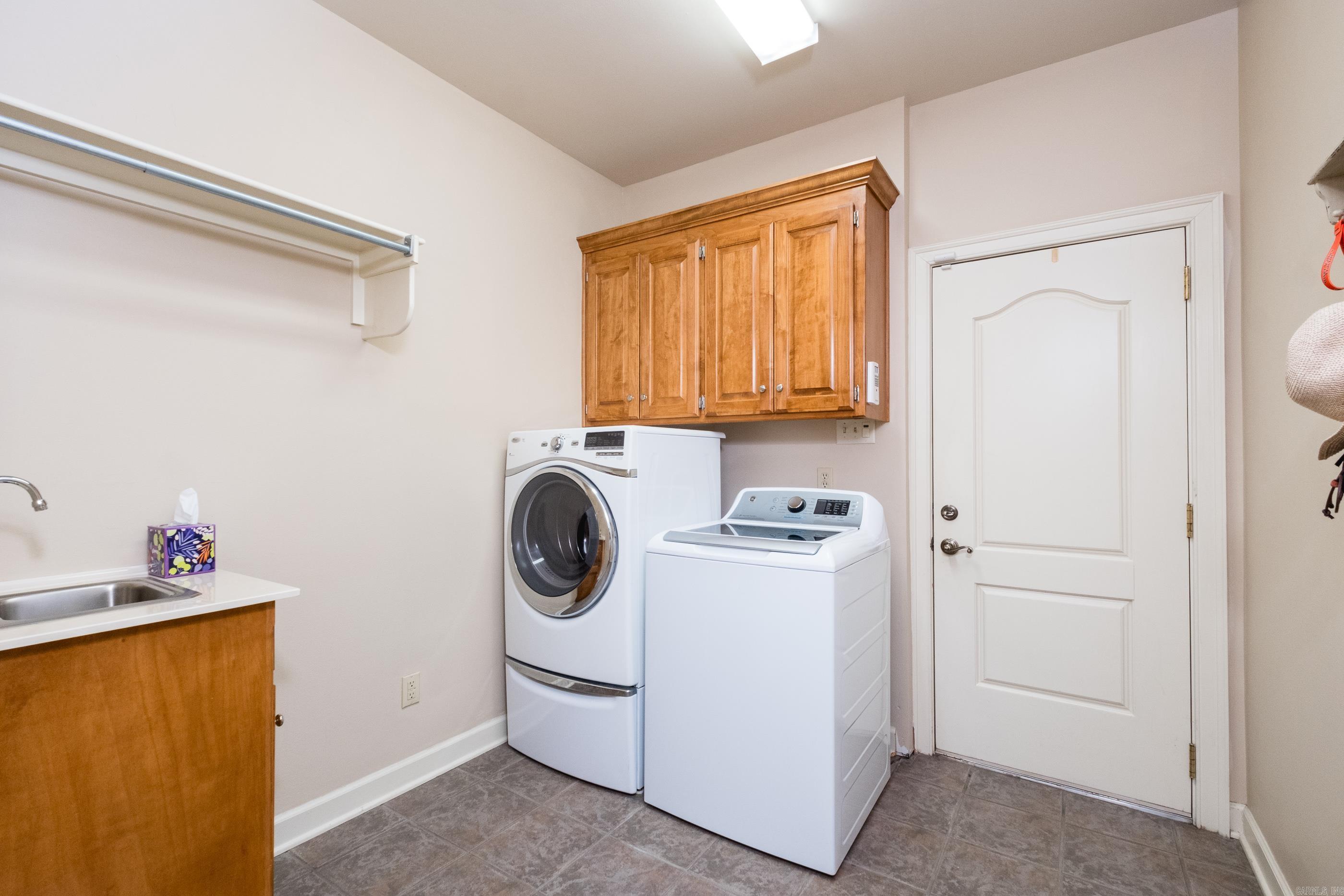 SOUTH SHORE ADDN - Residential