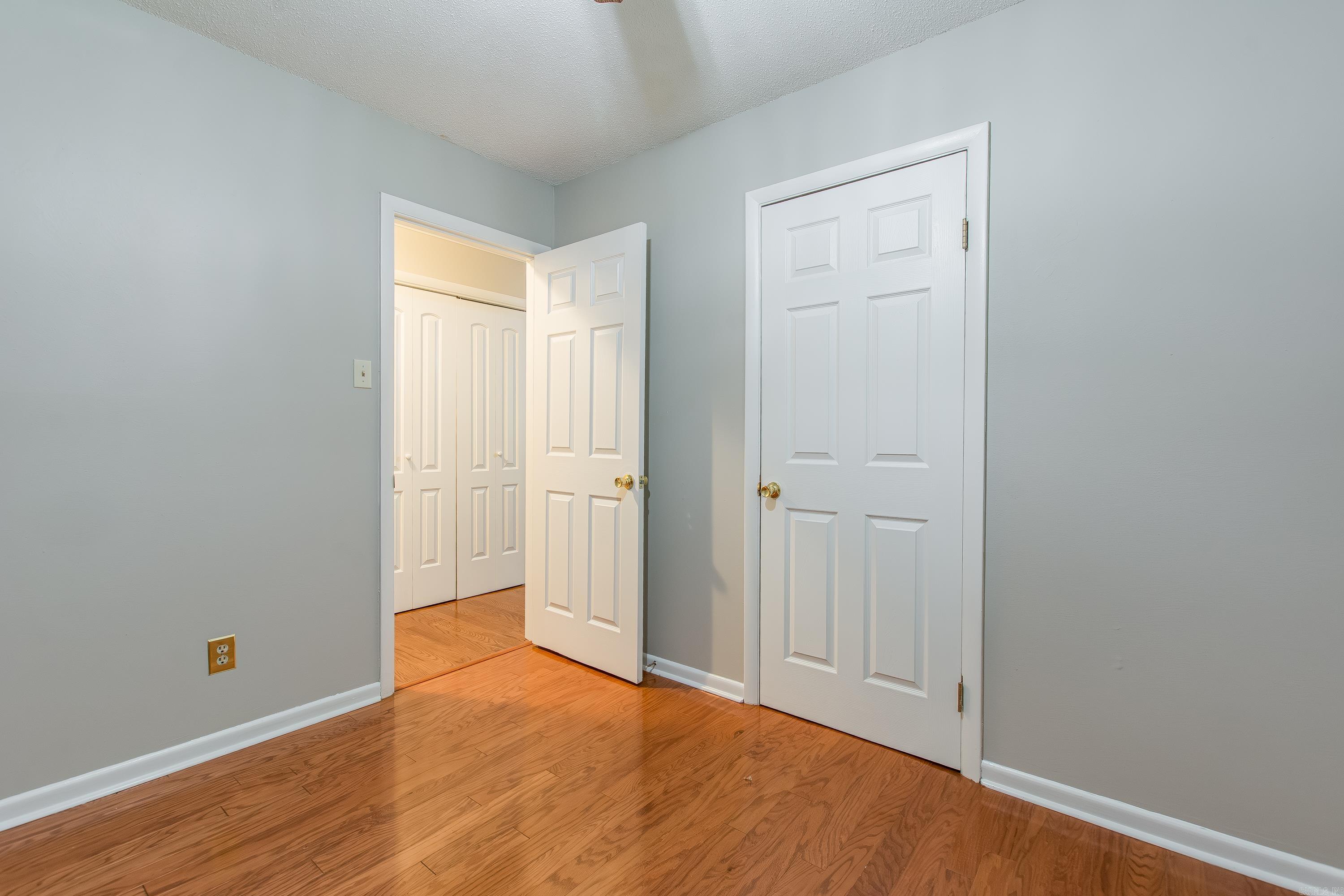 THE MEADOWS - Residential