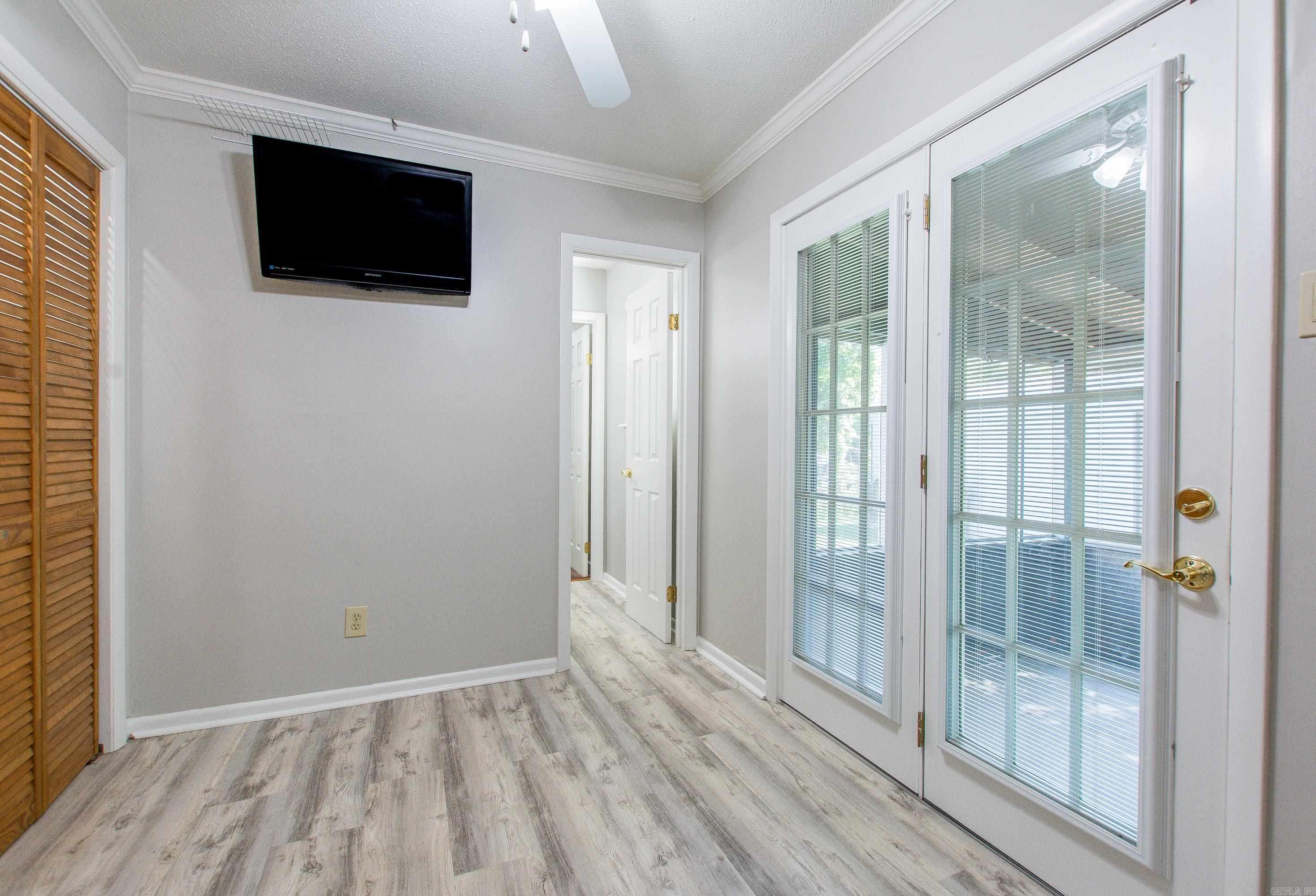 THE MEADOWS - Residential