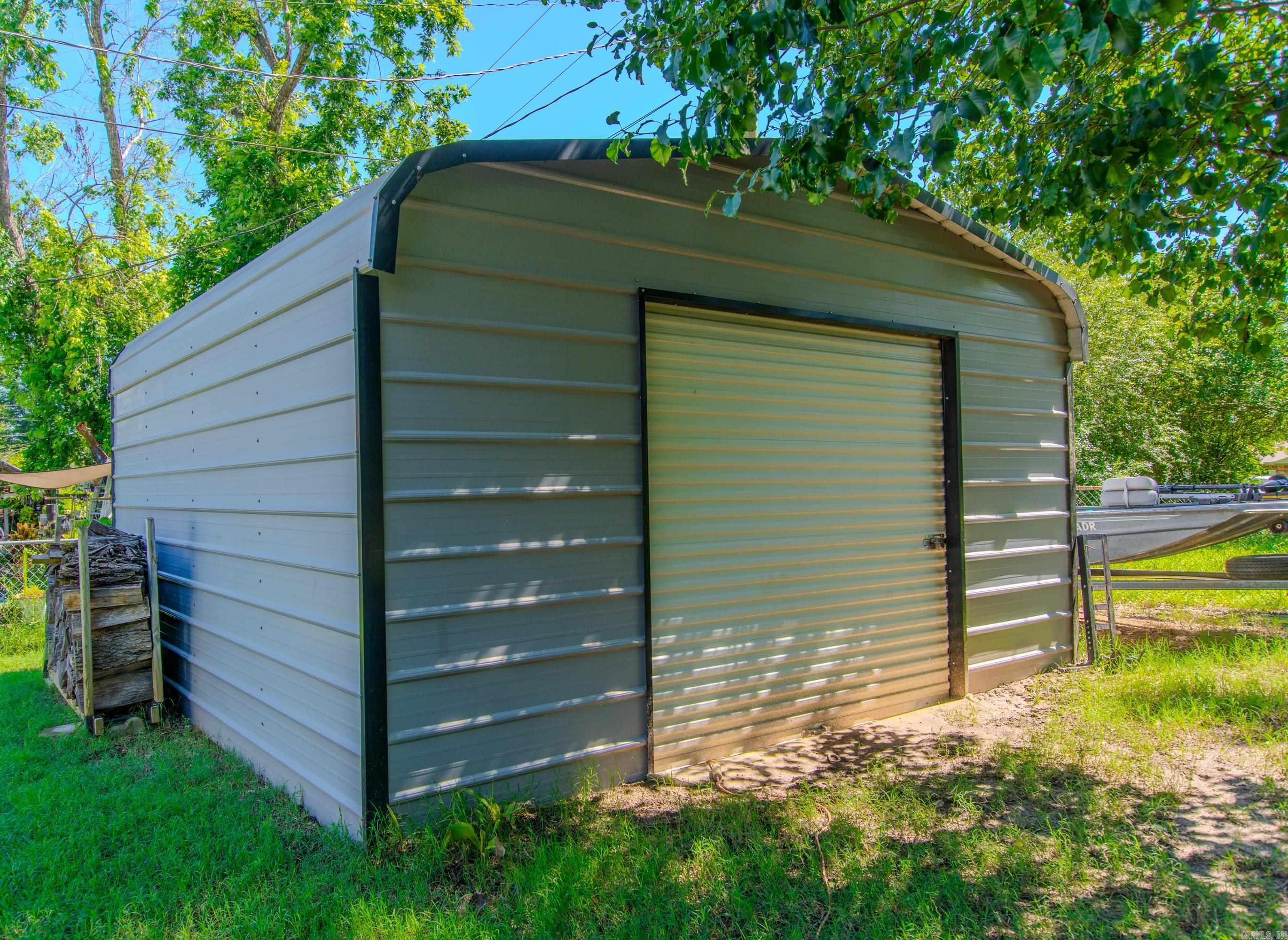 THE MEADOWS - Residential