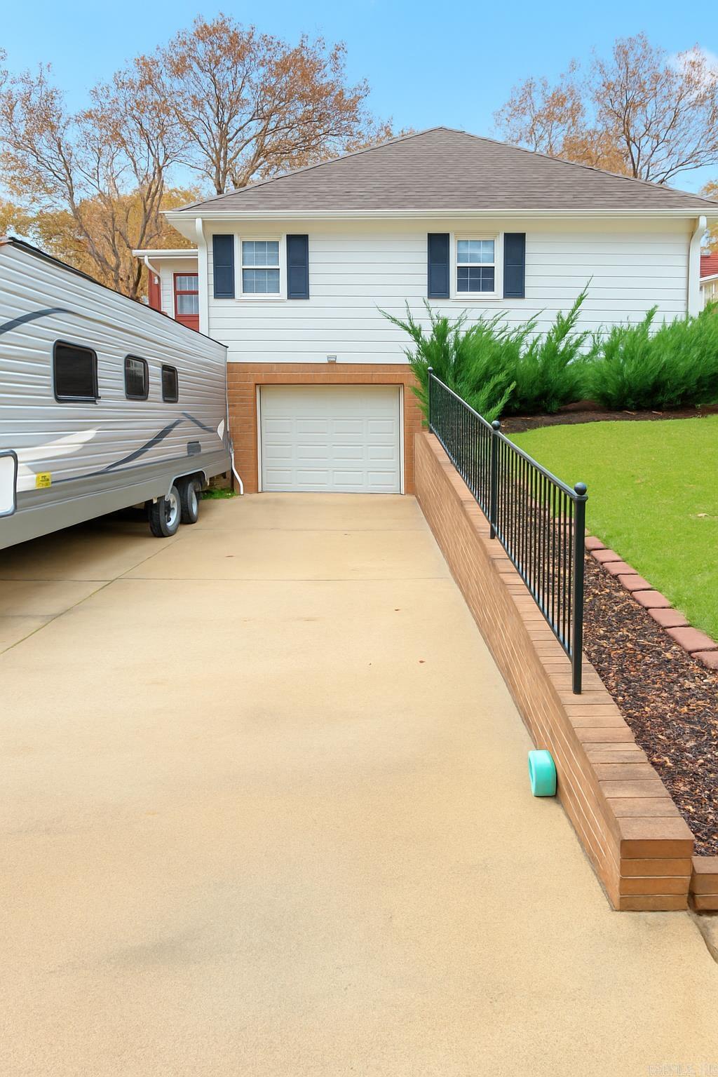 JIMMY RAY - Residential