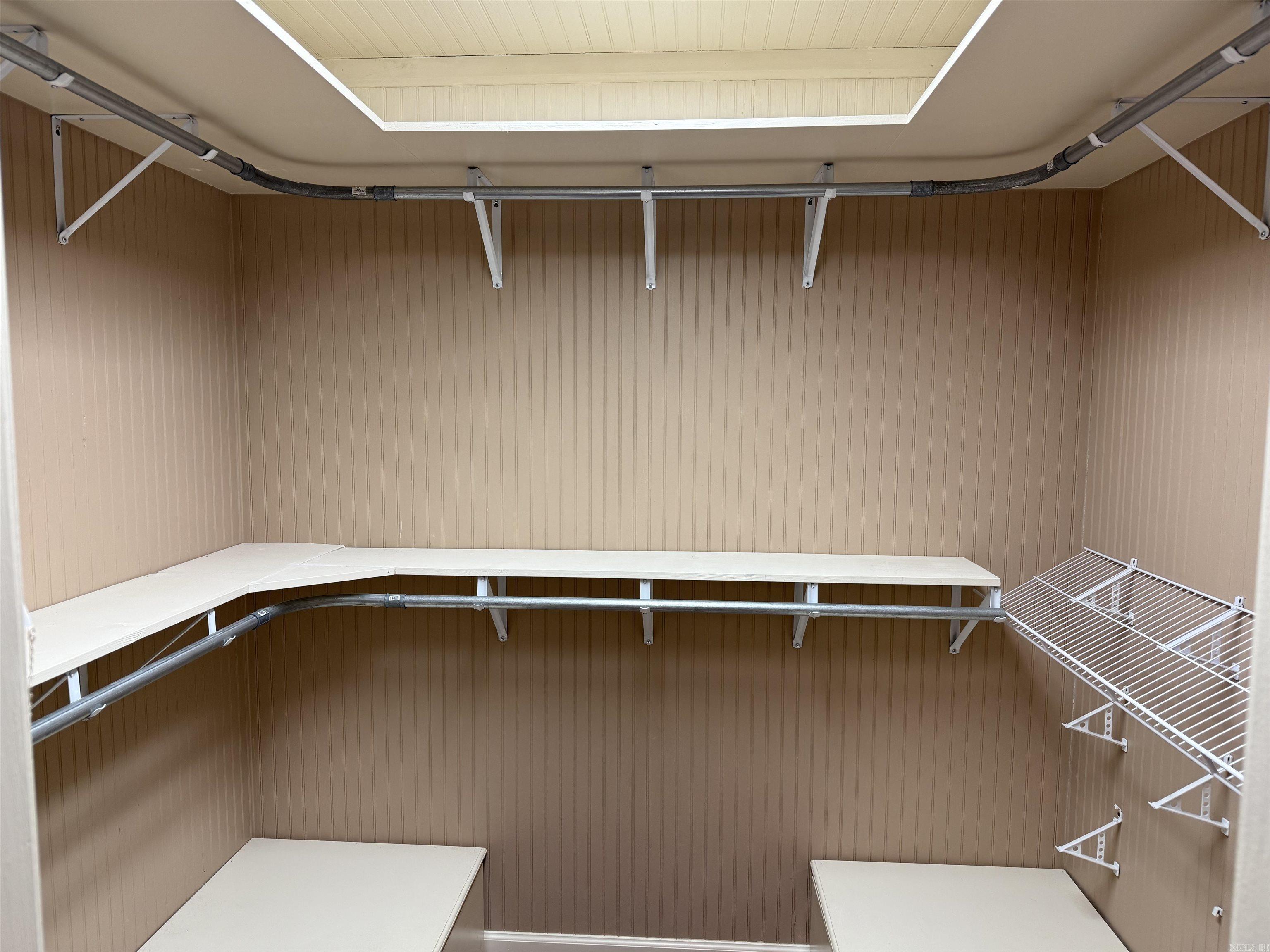 JIMMY RAY - Residential