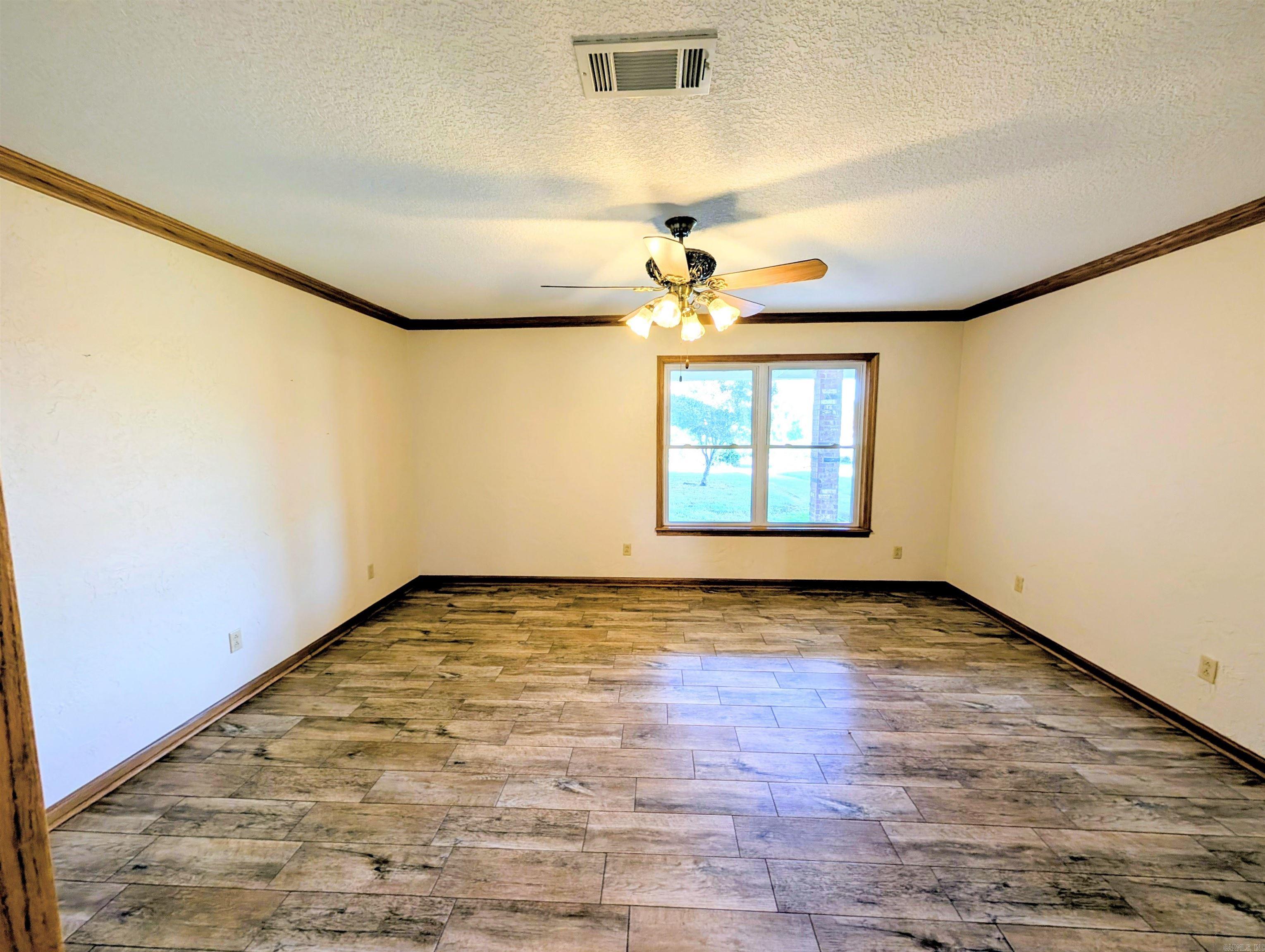 Metes & Bounds - Residential Lease