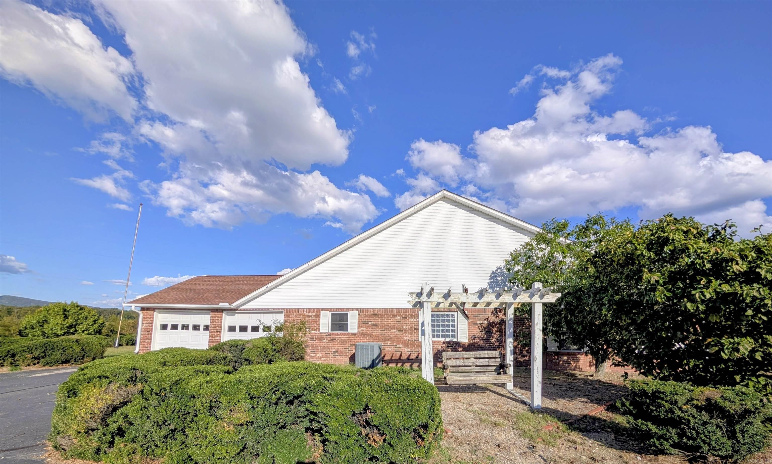 Metes & Bounds - Residential Lease