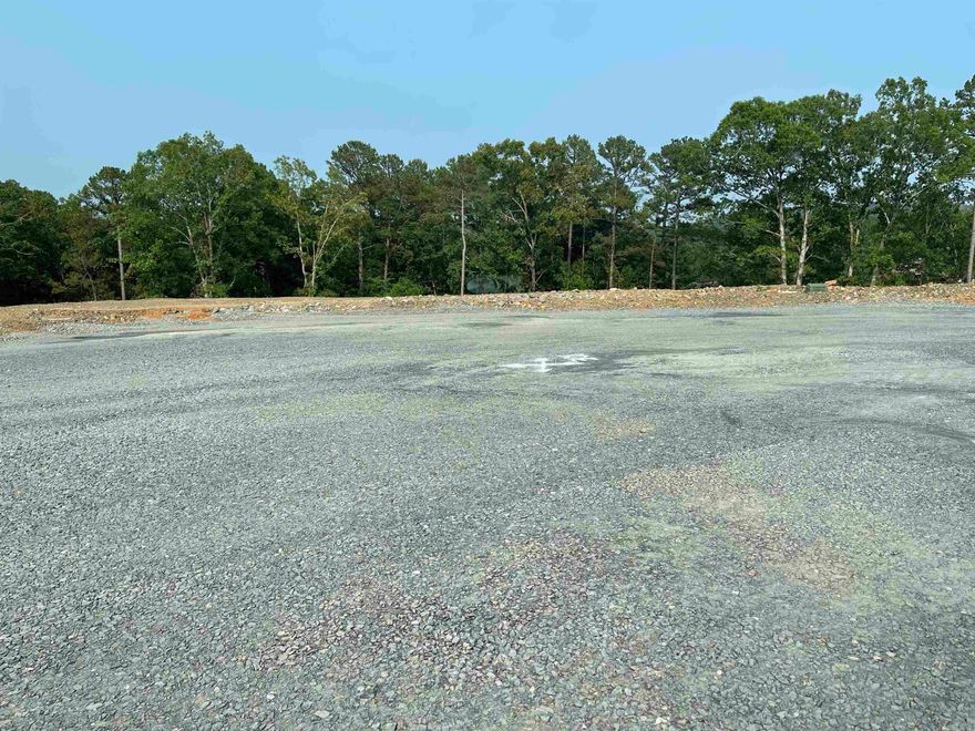 This land in Maumelle, Arkansas is second to none. If you’ve been dreaming of owning lots for sale in Arkansas with more space and easy access to I-40, look no further than Pinnacle Heights Subdivision. These lots overlook the river and Pinnacle Mountain and are far enough away from traffic to allow the most safety for your family. Future amenities include Fiber Optics, community swimming pool, dog park, and tennis court to name a few. (The $100/month fee is a Pinnacle Heights Municipal Improvement District assessment) https://pinnacleheightssubdivision.com/