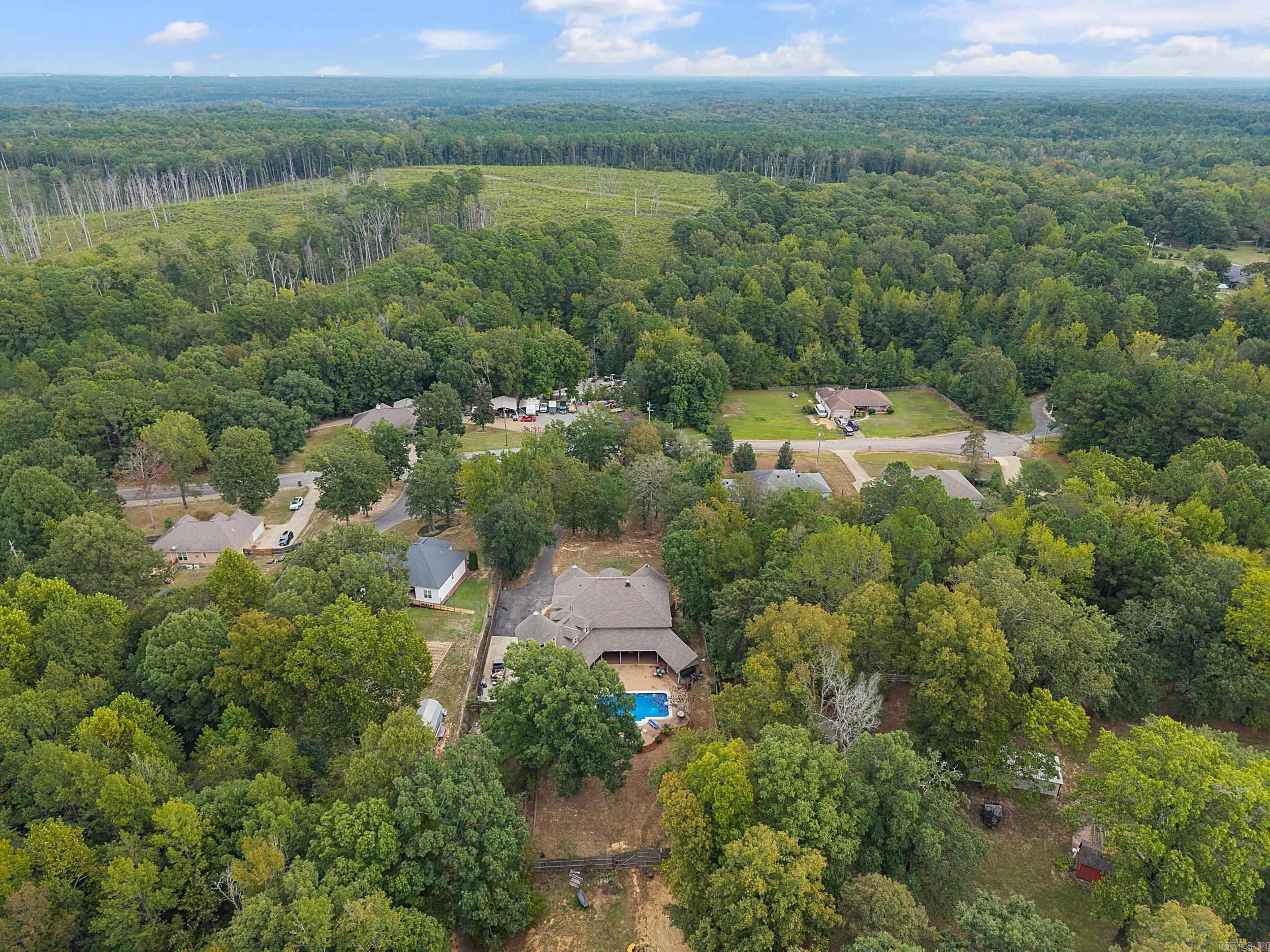 PLANTATION ACRES - Residential