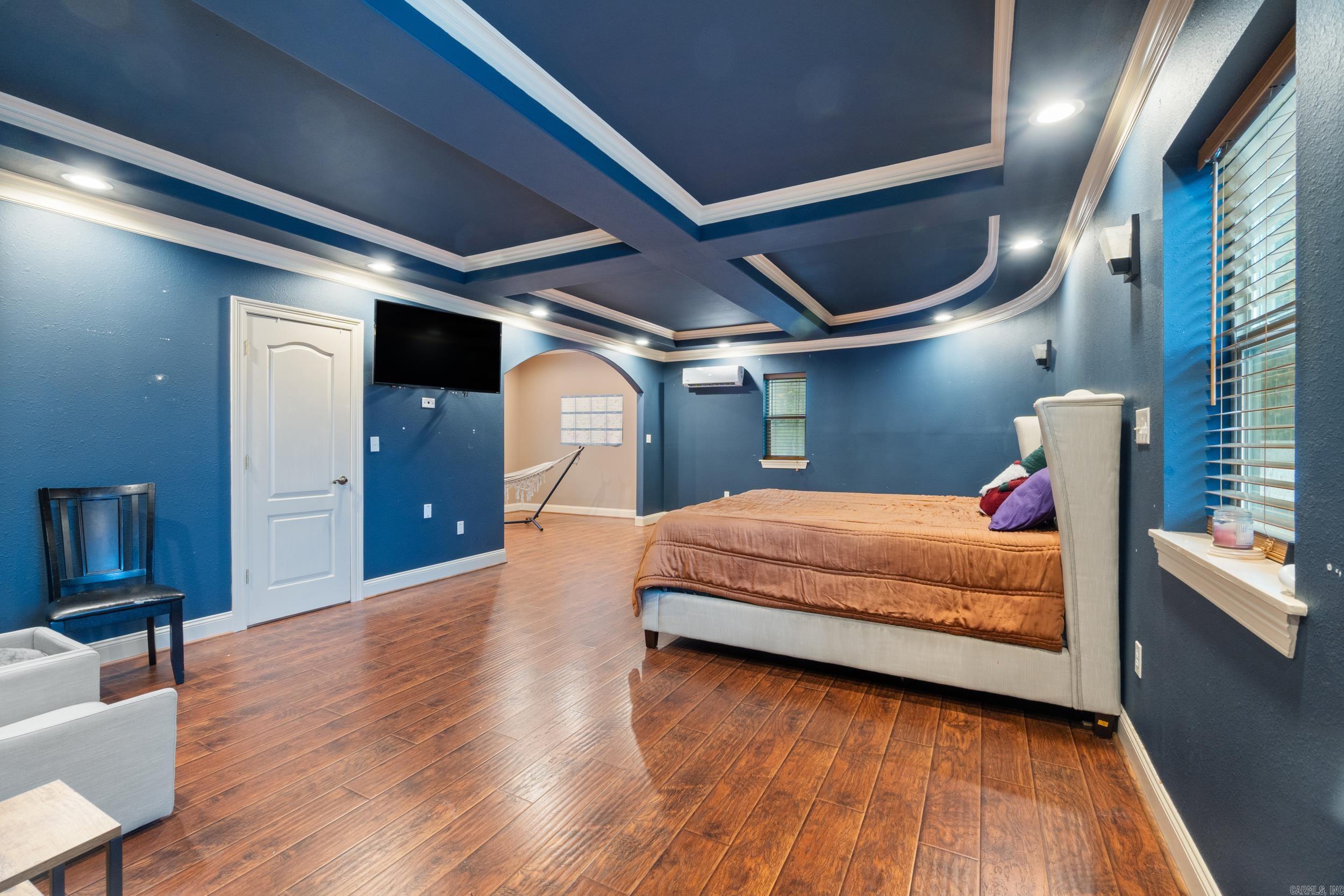 PLANTATION ACRES - Residential