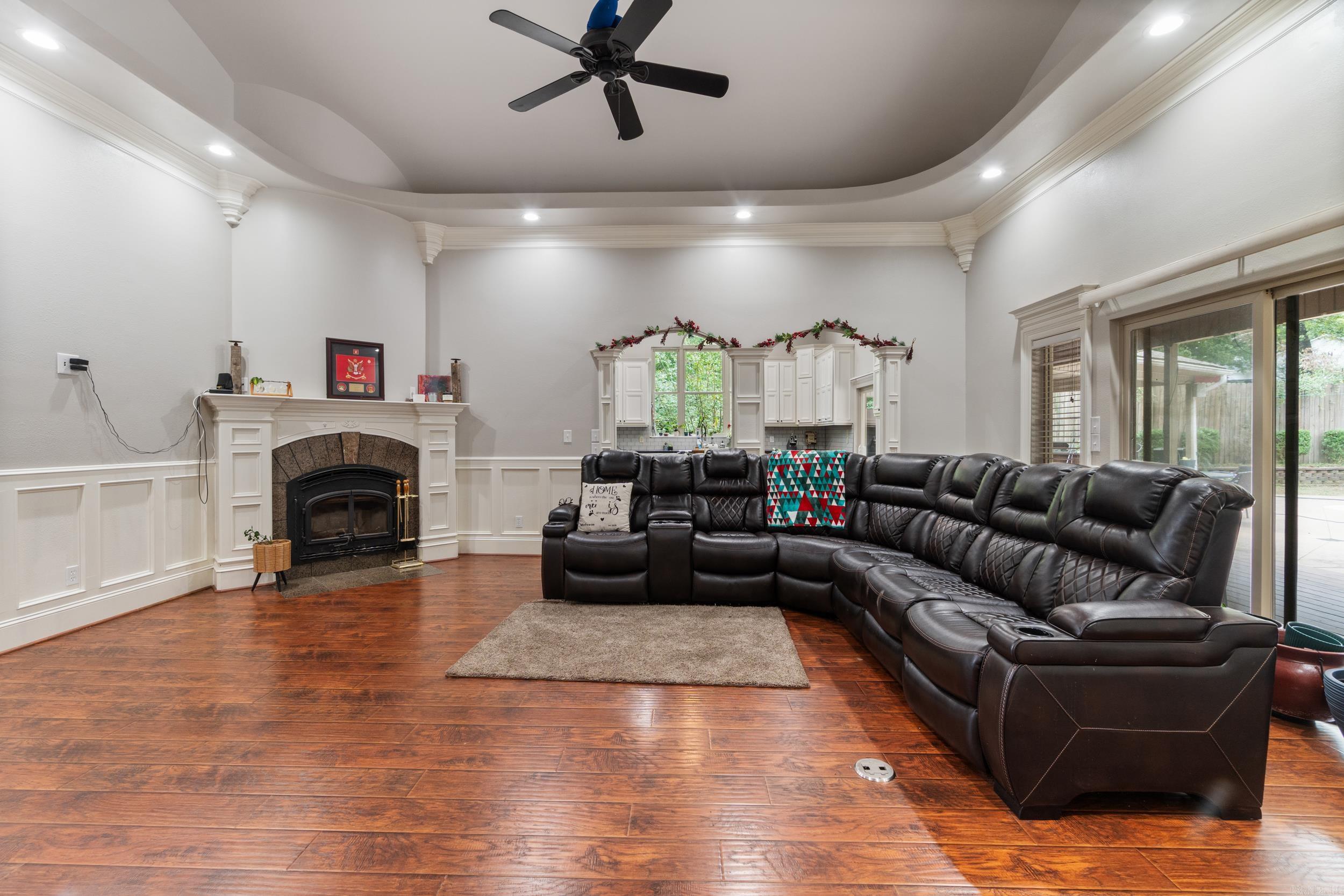 PLANTATION ACRES - Residential