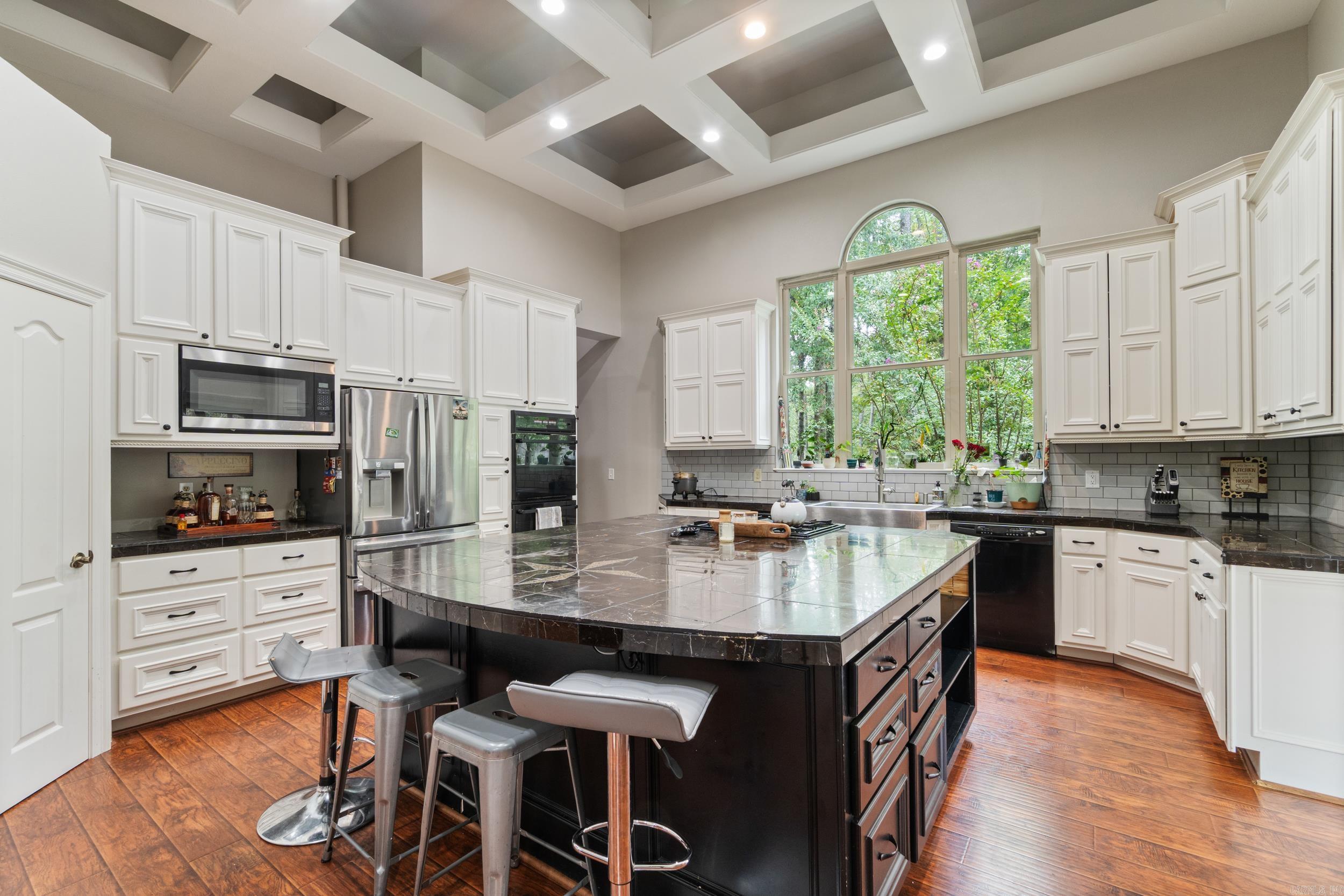 PLANTATION ACRES - Residential