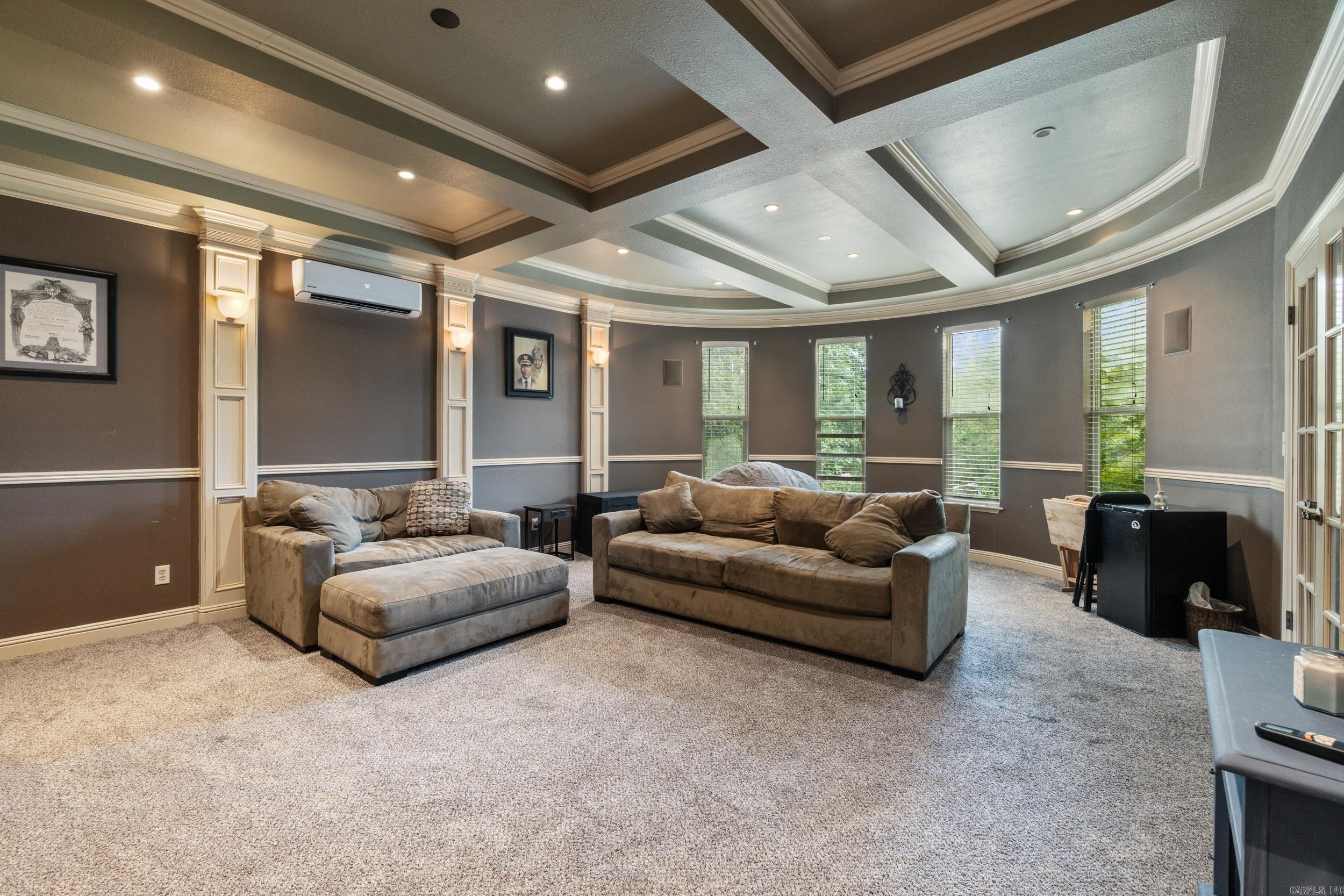 PLANTATION ACRES - Residential