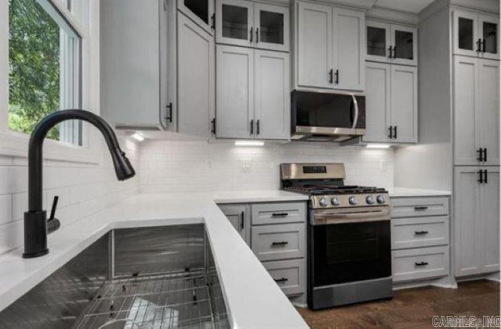 RAPLEY EST - Residential