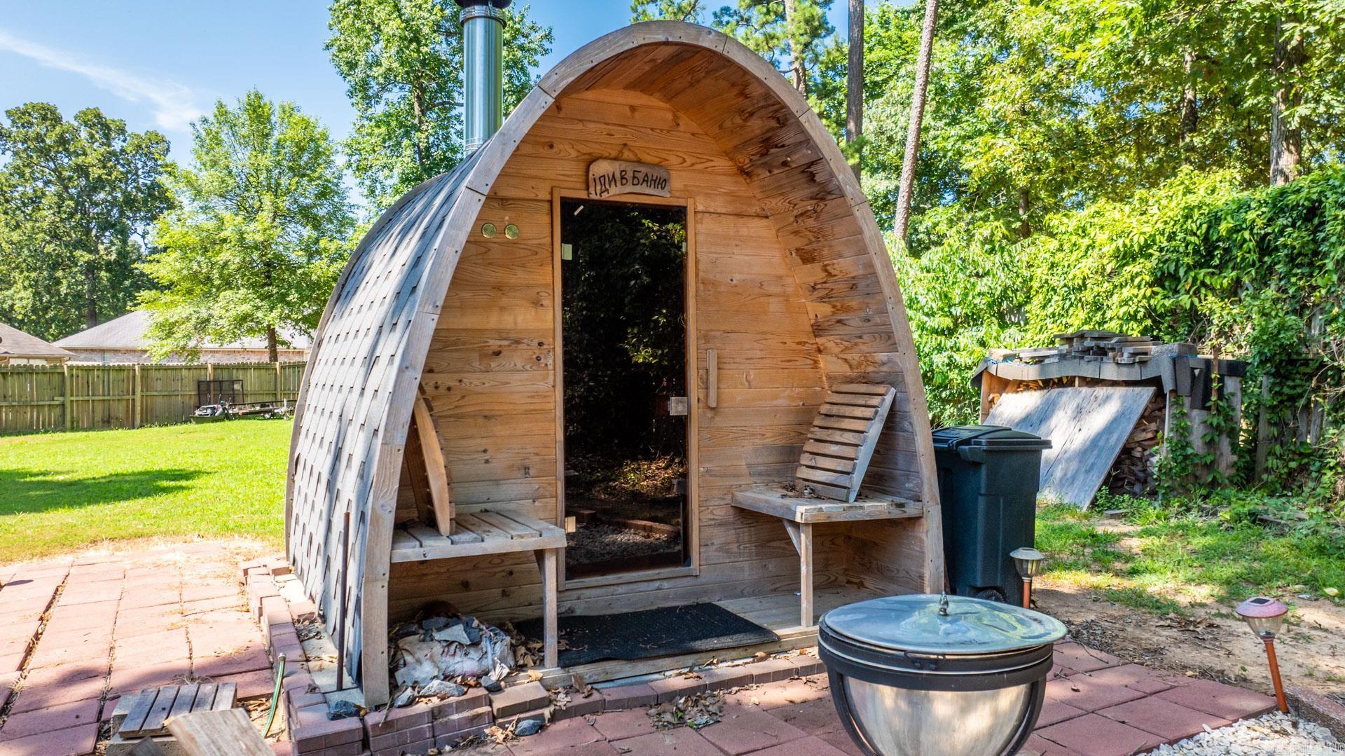 GARDEN OAKS ADDN - Residential