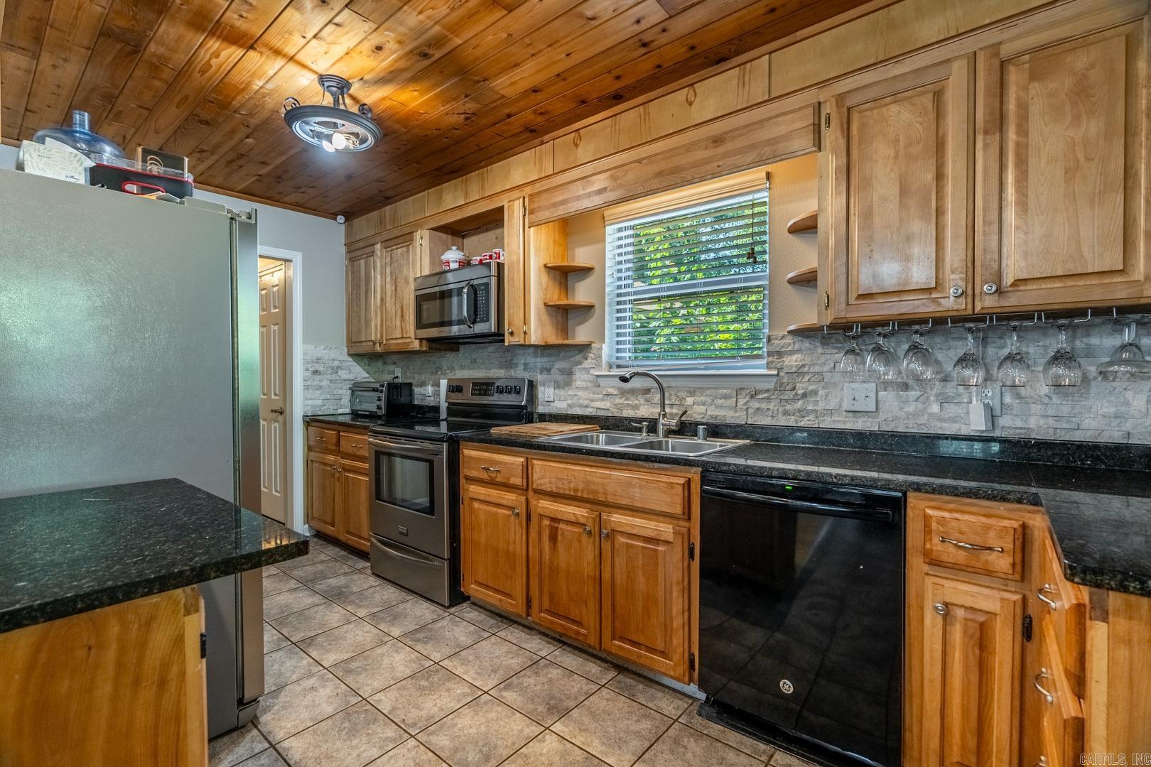 GARDEN OAKS ADDN - Residential